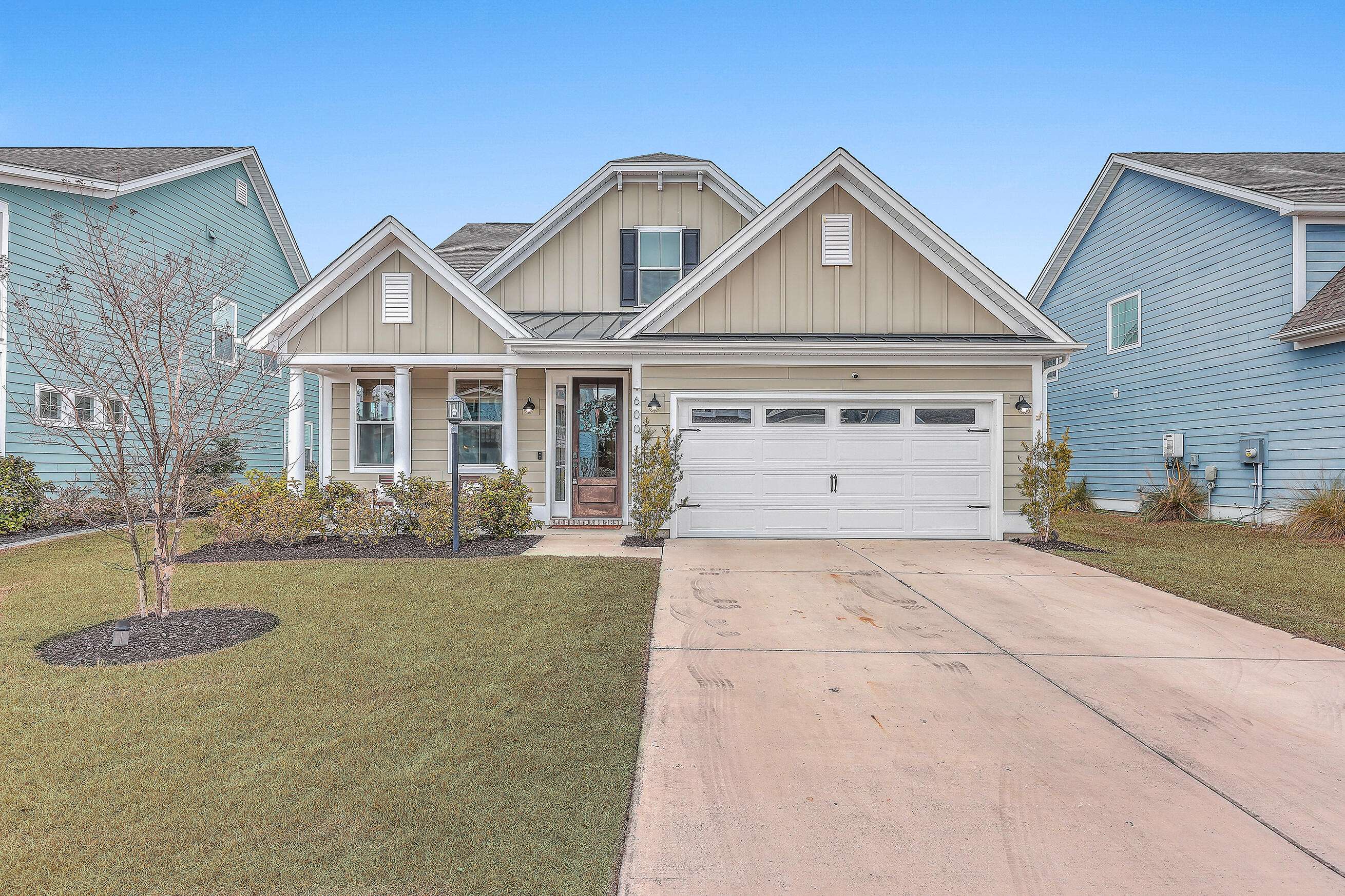 Summerville, SC 29486,600 Yellow Leaf Ln