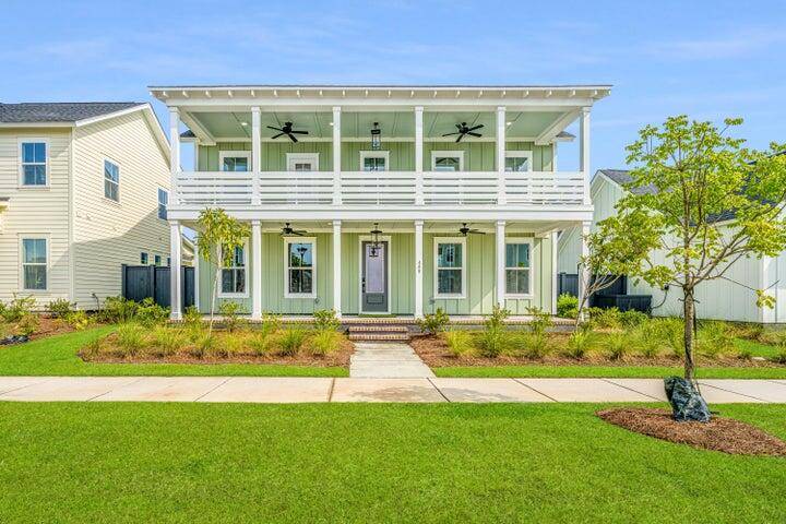 Summerville, SC 29486,707 Blueway Ave