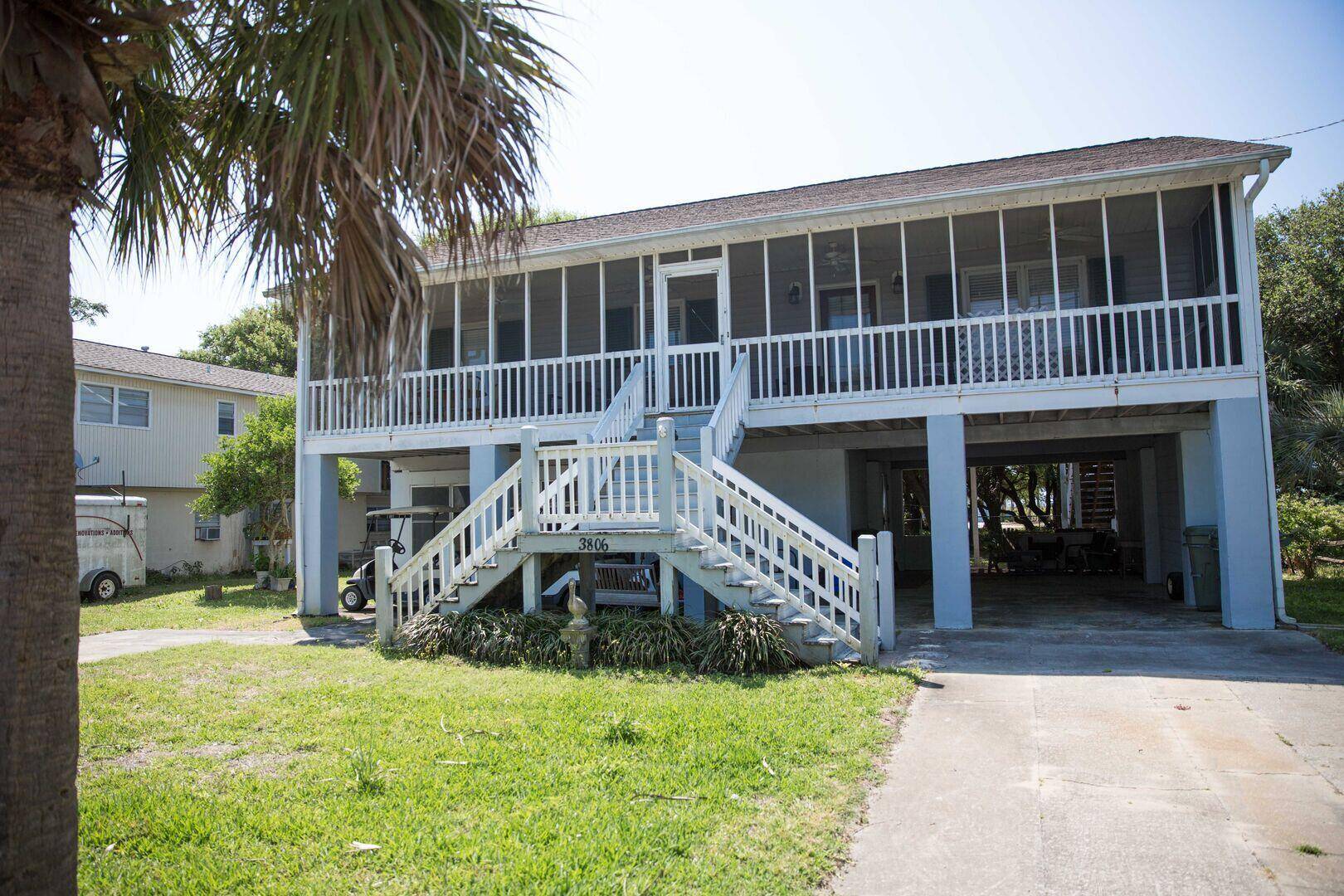 Isle Of Palms, SC 29451,3806 Cameron Blvd