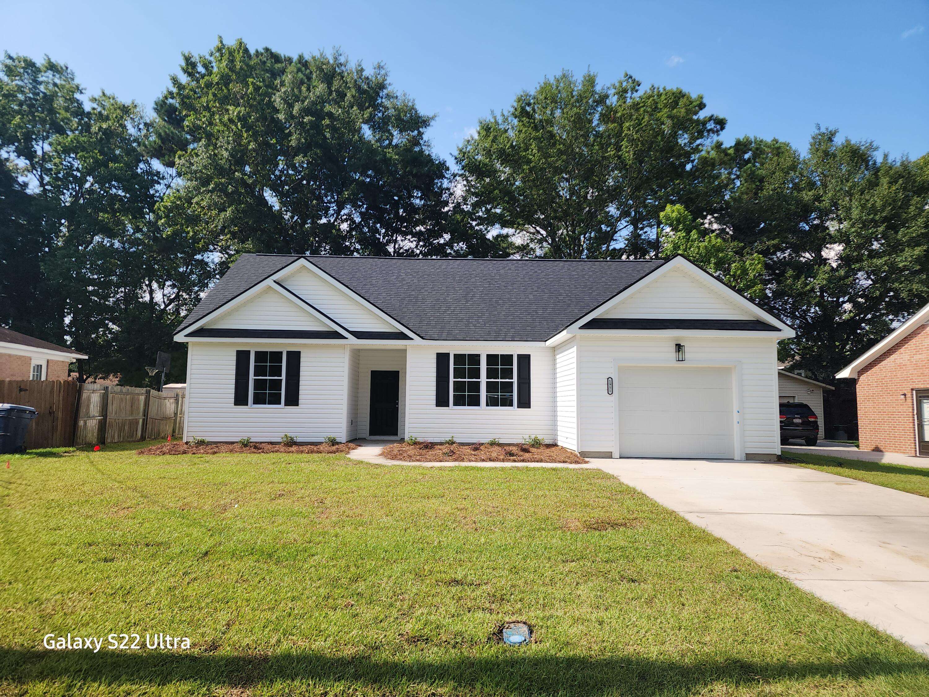 Summerville, SC 29485,102 Tasker Dr