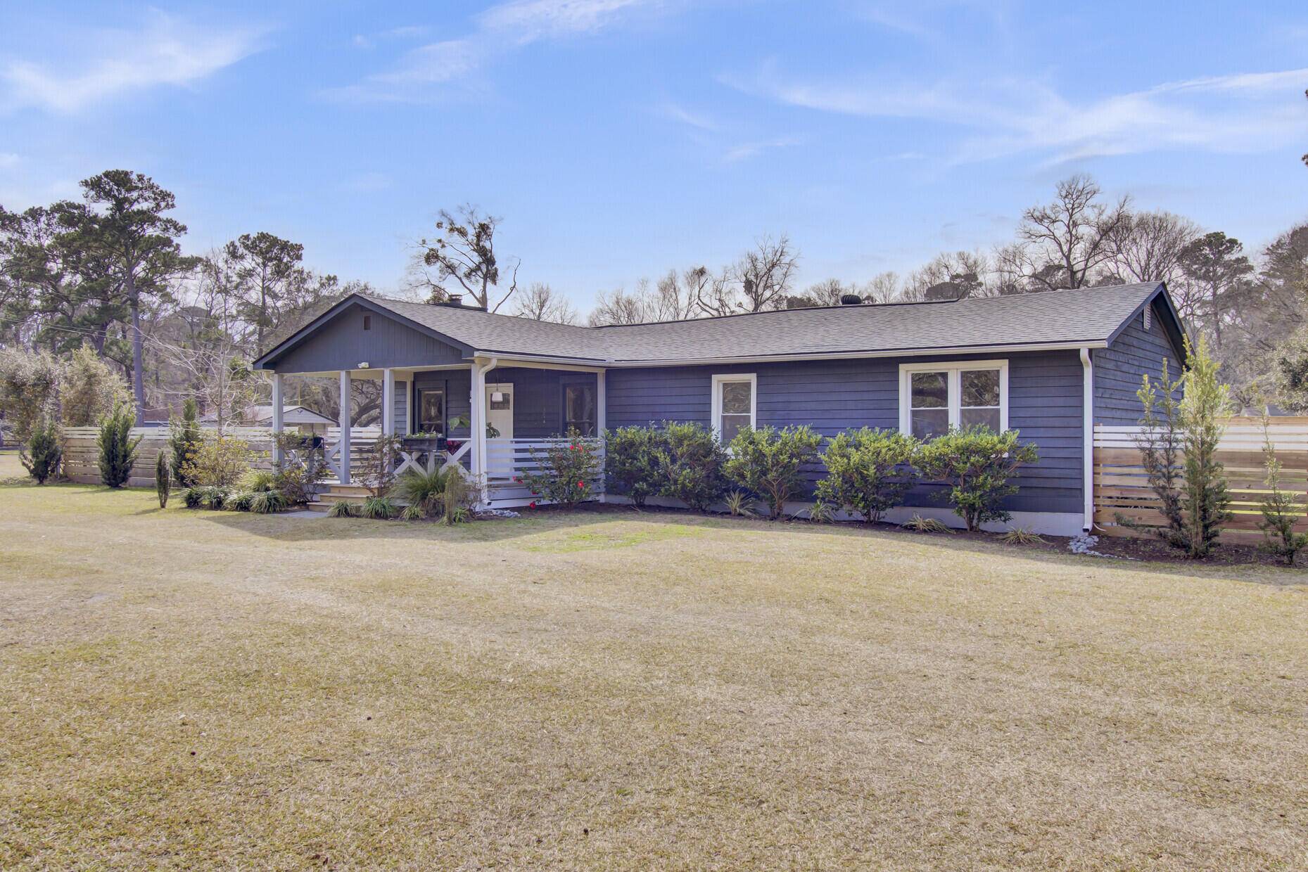 Johns Island, SC 29455,2001 Valnore Rd