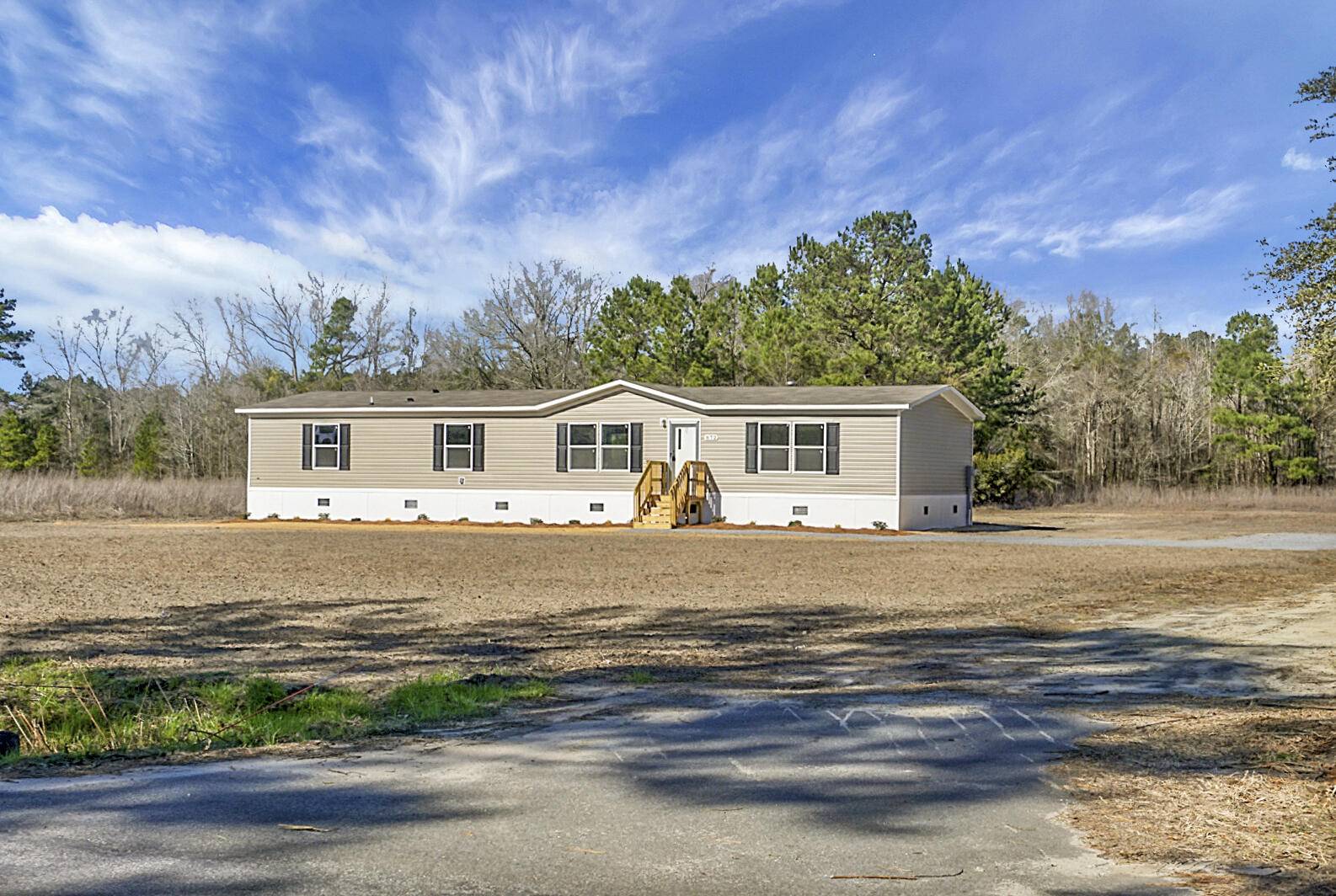 Saint Stephen, SC 29479,872 Fauling Rd