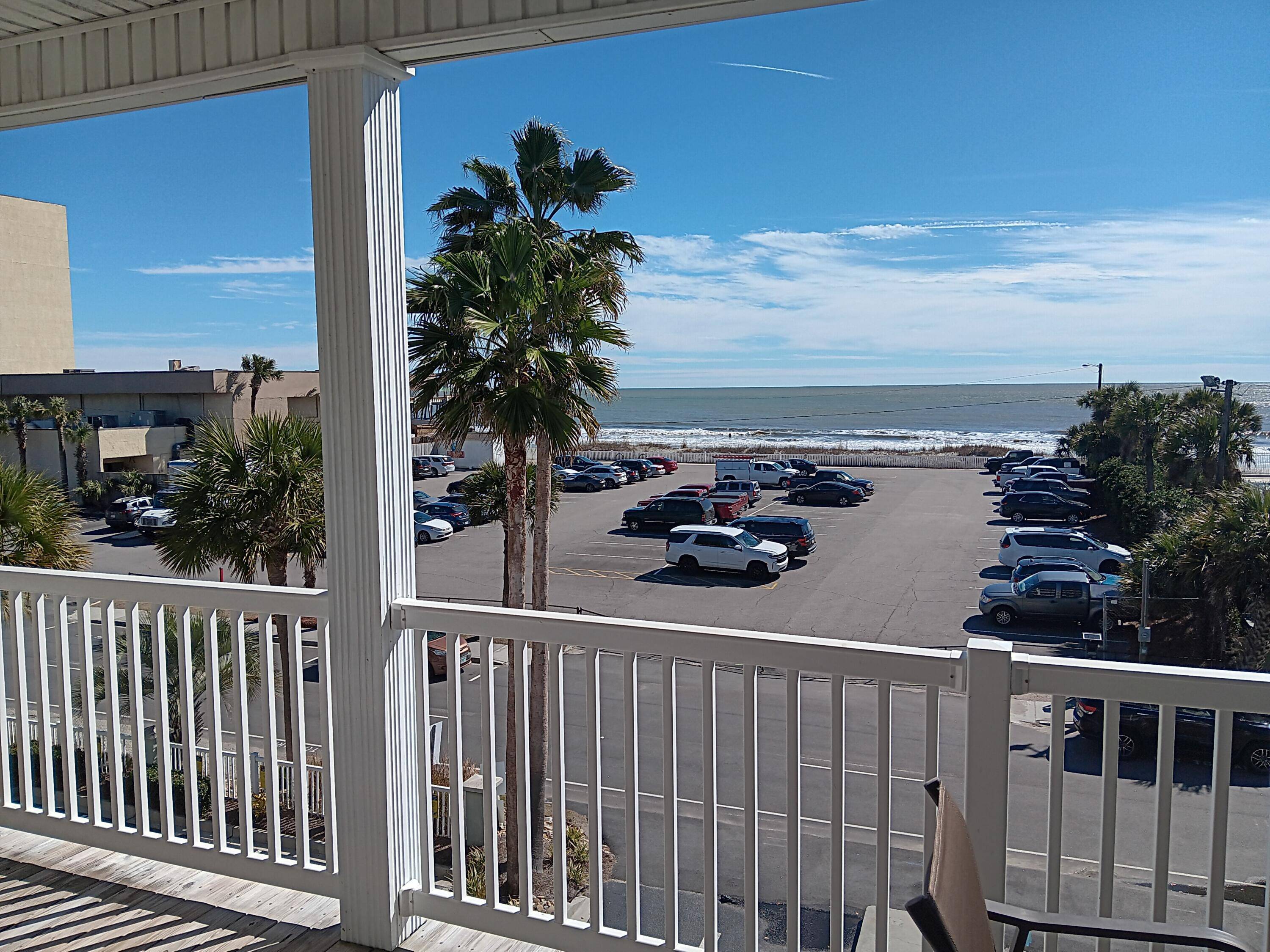 Folly Beach, SC 29439,106 W Arctic Ave #1d