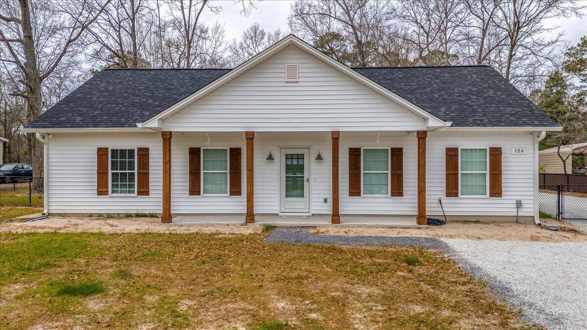 Eutawville, SC 29048,124 Aultman St