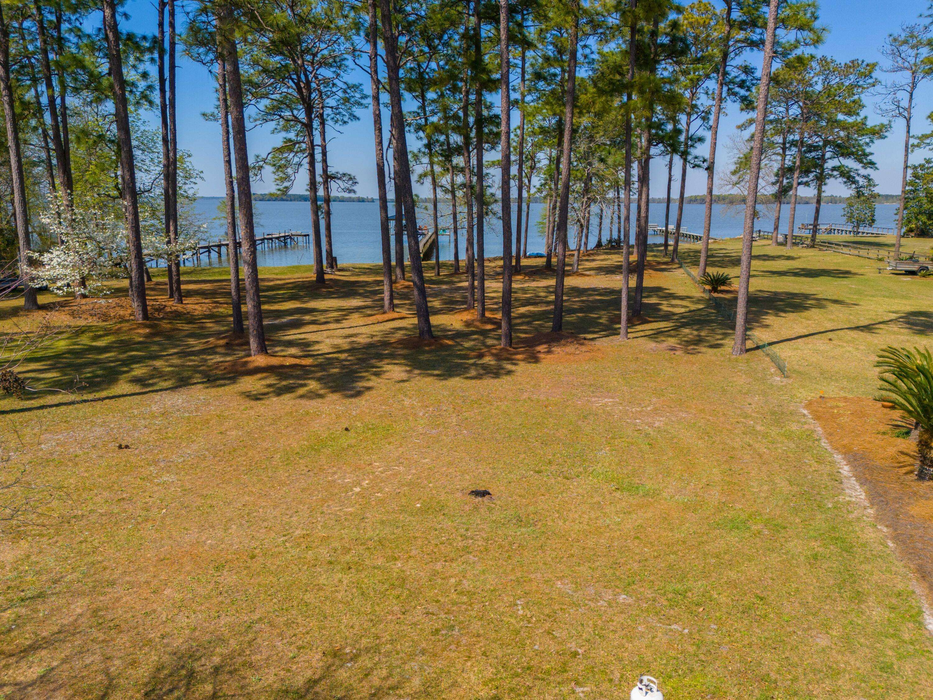 Bonneau, SC 29431,345 Lake Moultrie Dr