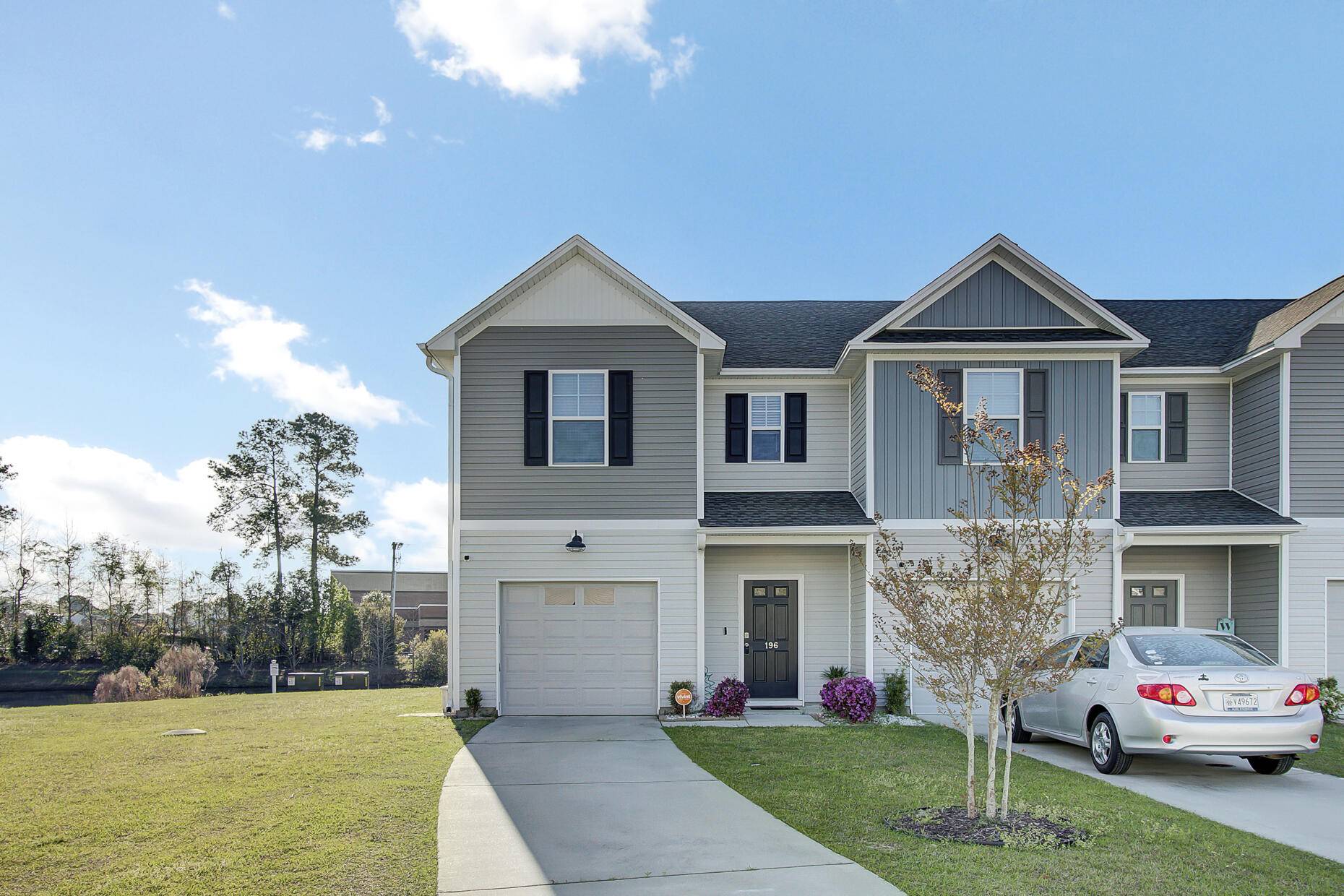 Goose Creek, SC 29445,196 Buchanan Cir