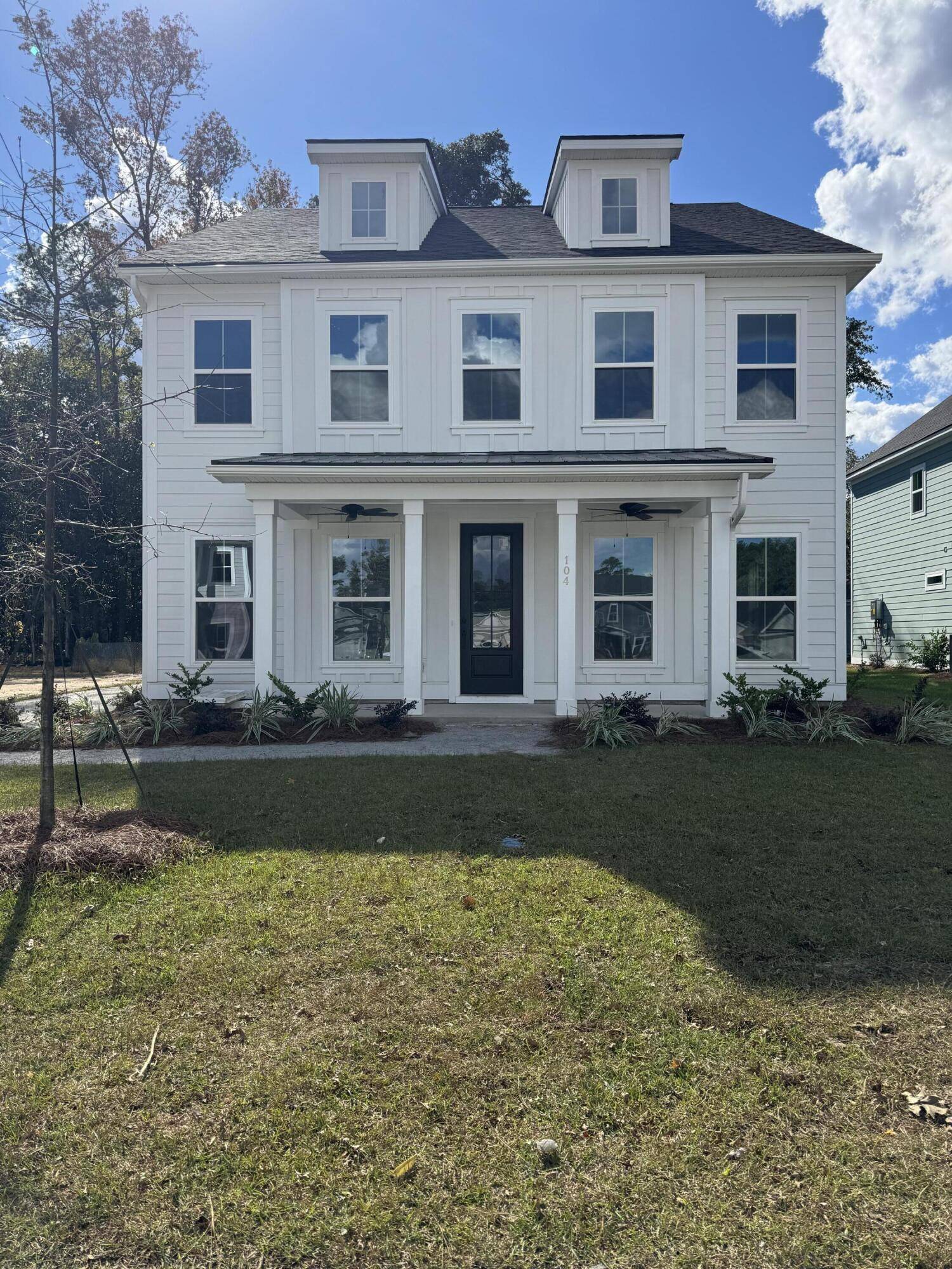 Summerville, SC 29483,104 Gray Pine Ln