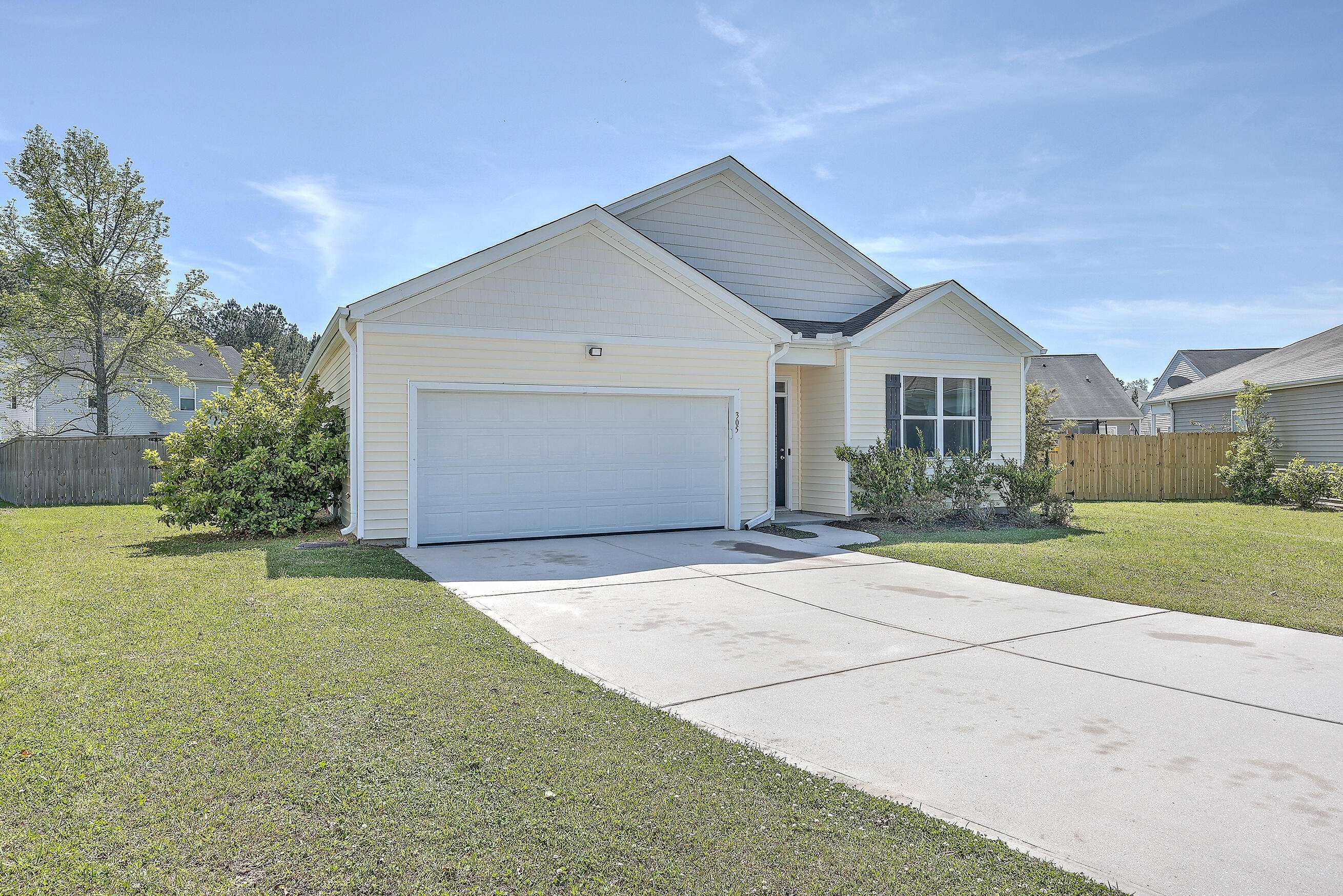 Moncks Corner, SC 29461,305 Boulder Ln