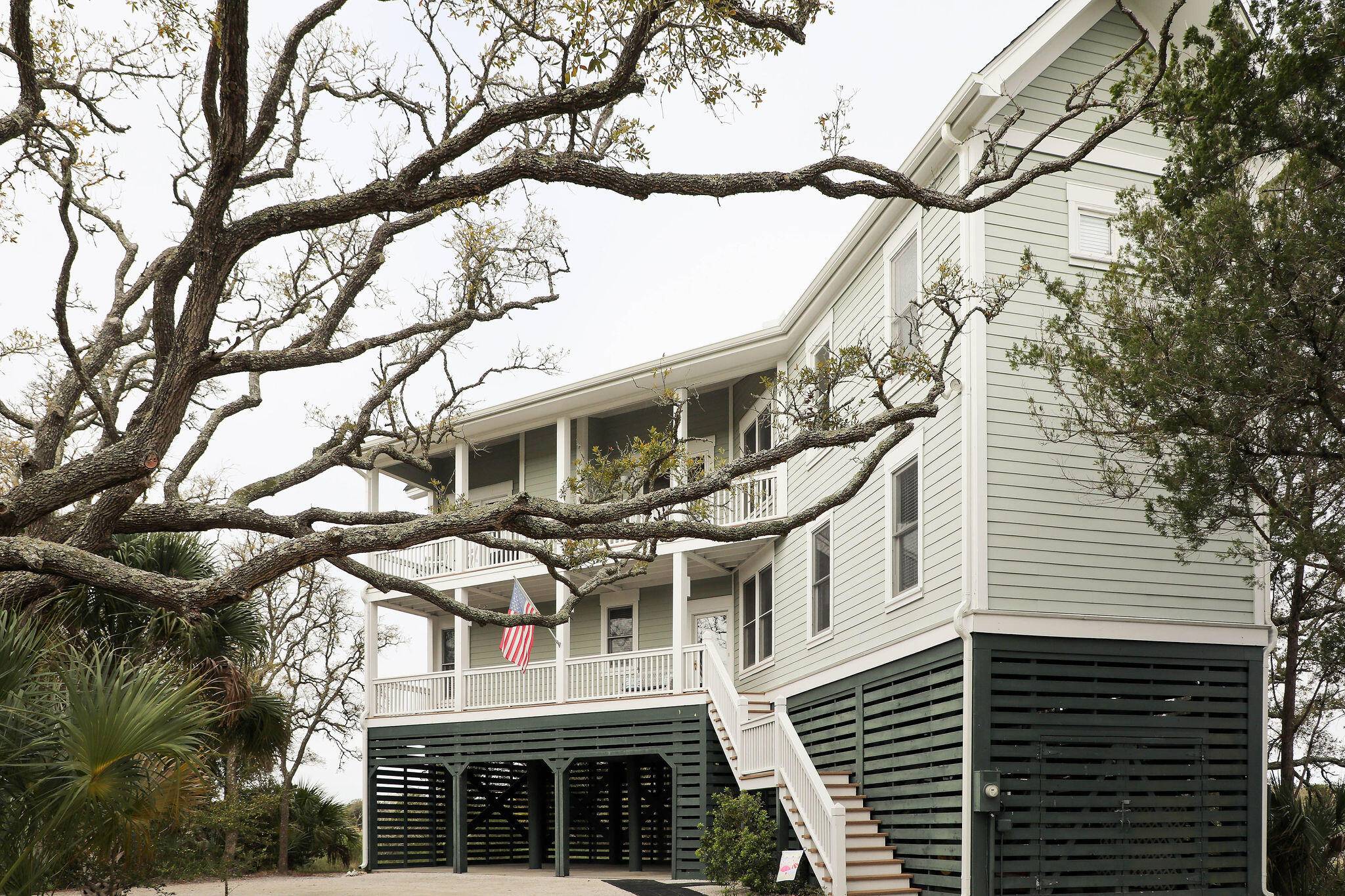 Edisto Island, SC 29438,80 Planters Retreat