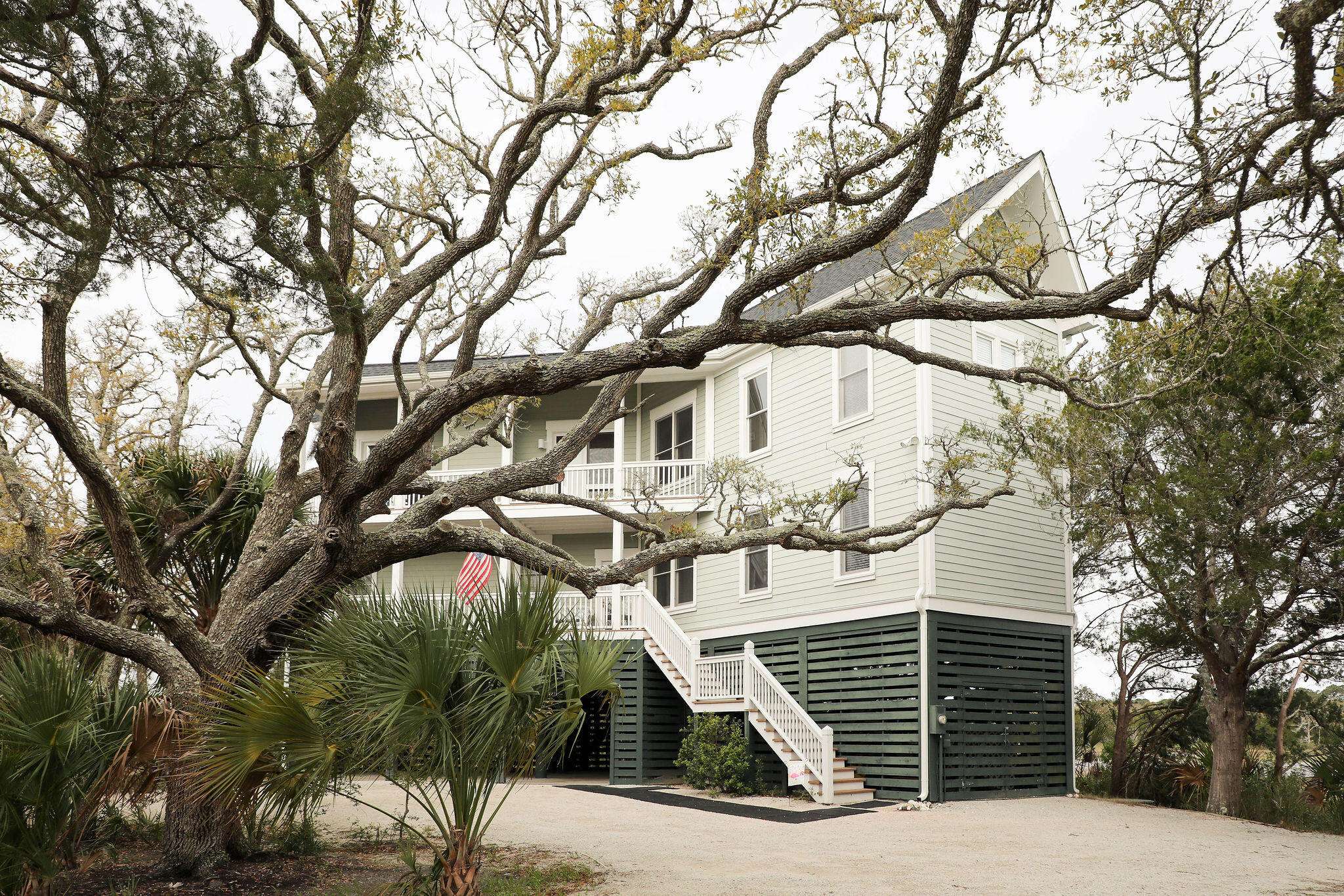 Edisto Island, SC 29438,80 Planters Retreat