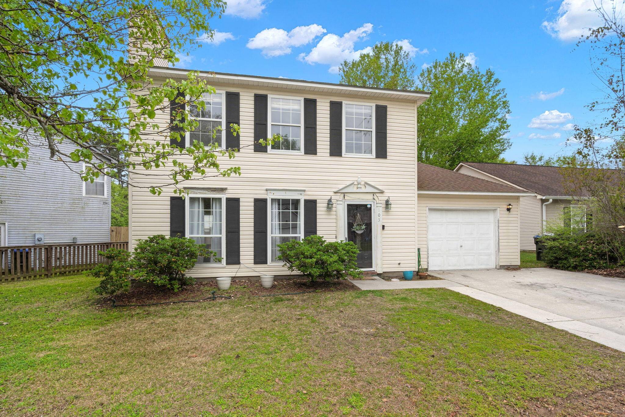 Summerville, SC 29485,103 Nottingham Ct