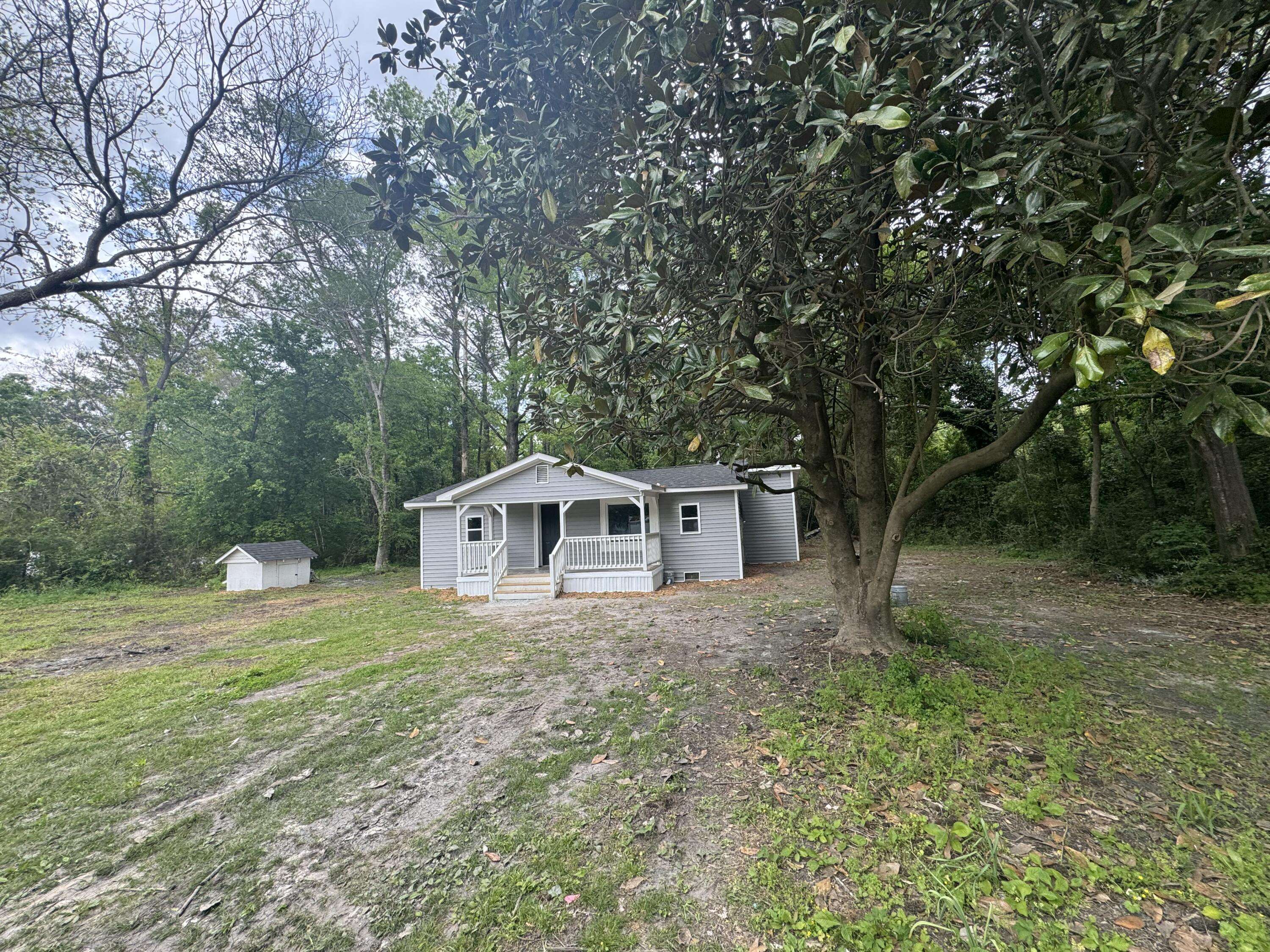 Eutawville, SC 29048,252 Sanibel Ln