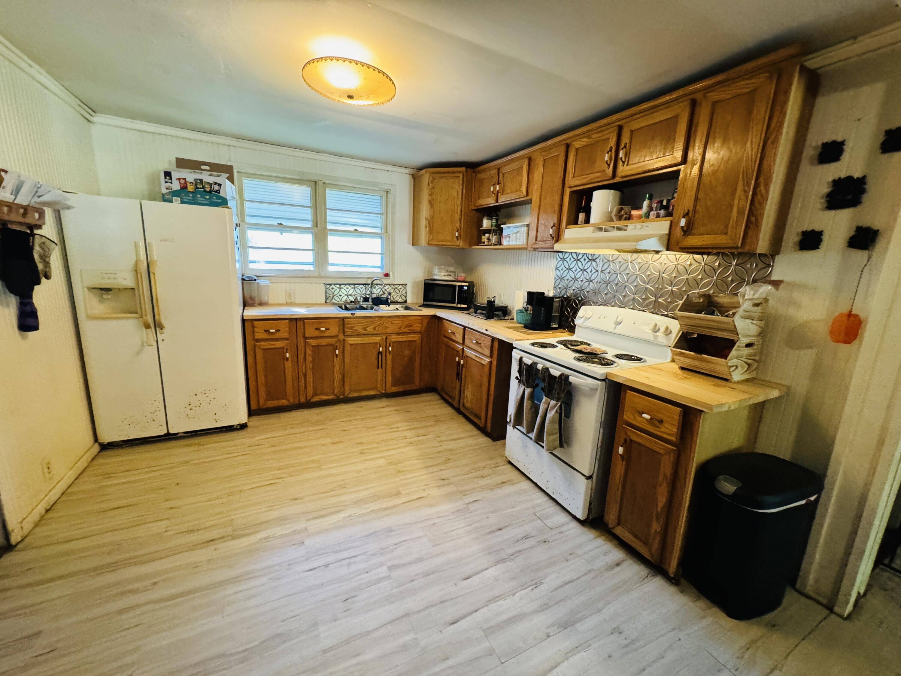 Hampton, SC 29924,103 Stanley St