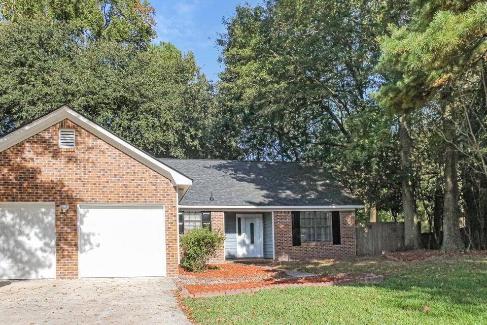 Summerville, SC 29485,109 Glebe Rd