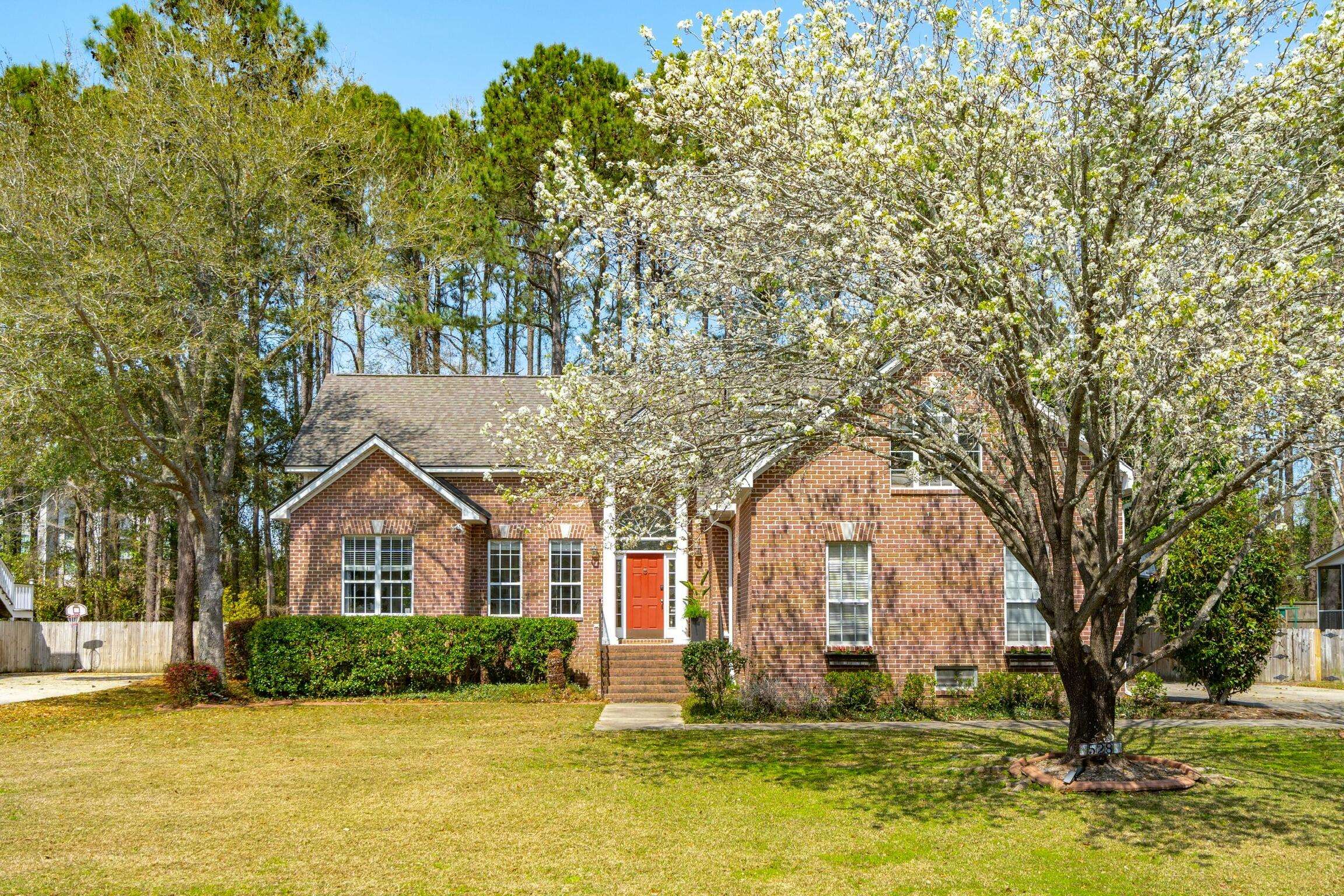 Mount Pleasant, SC 29464,528 Chimney Bluff Dr