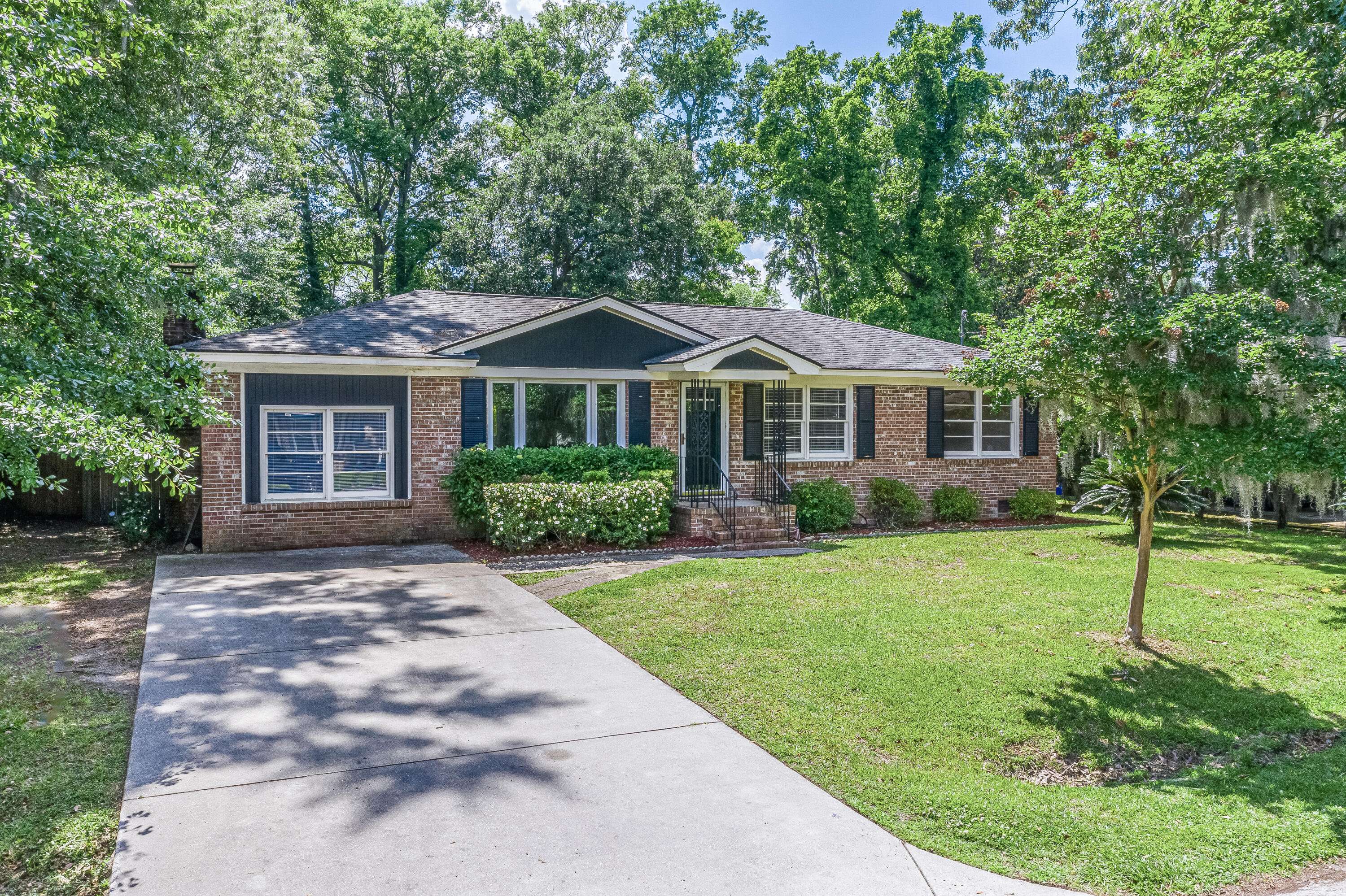 Hanahan, SC 29410,1205 Valley Dr