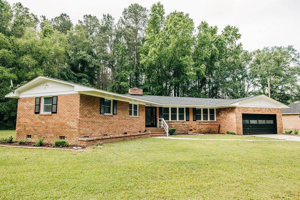 Walterboro, SC 29488,102 Rearden Ave