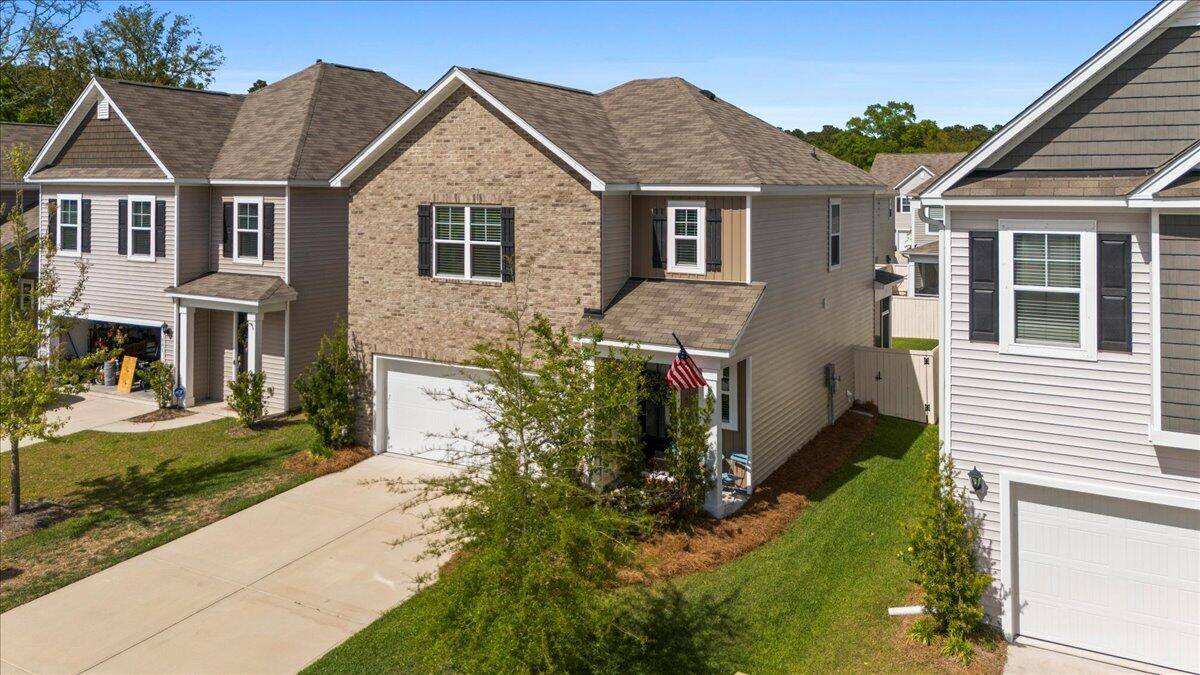 Mount Pleasant, SC 29429,995 Sago Palm Ct