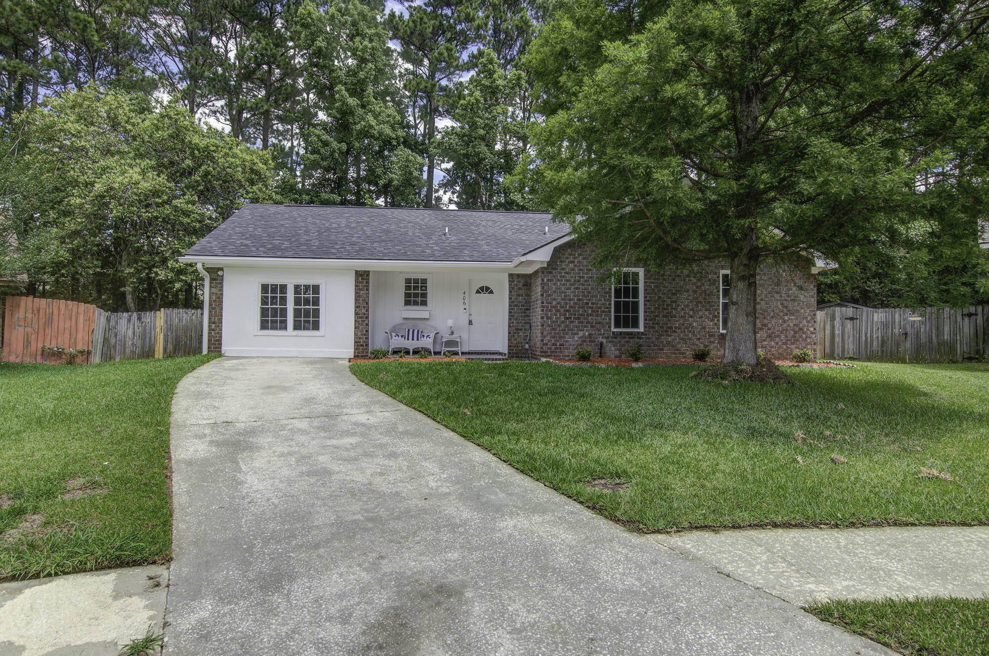 Goose Creek, SC 29445,406 Hunt Ct