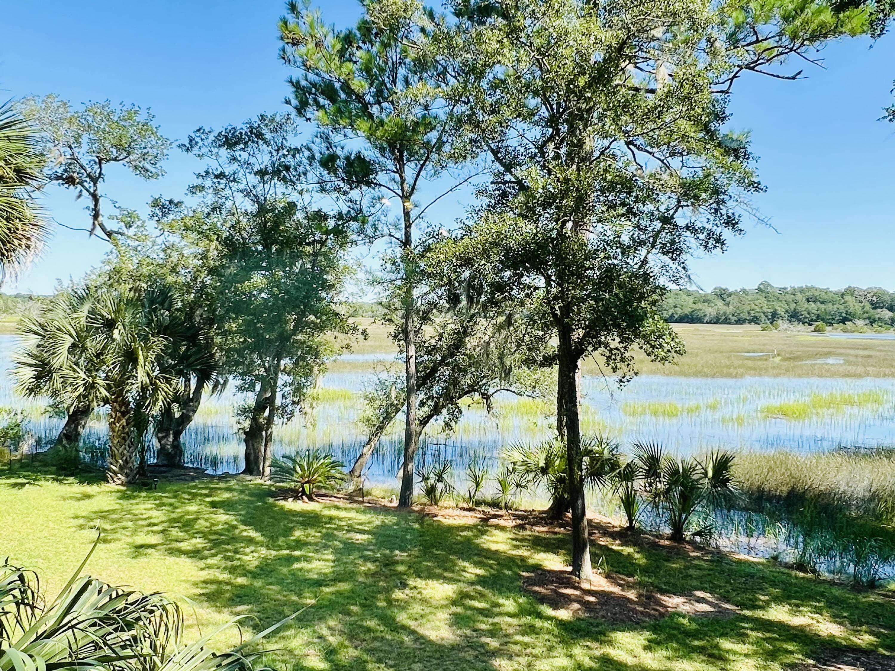 Edisto Island, SC 29438,8840 Marsh Aire Ln