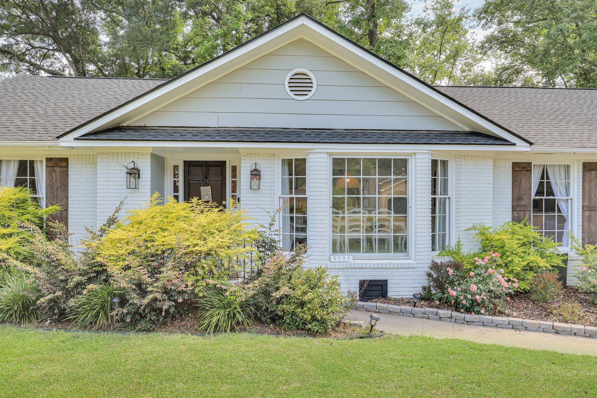 Hanahan, SC 29410,5932 Commonwealth Cir