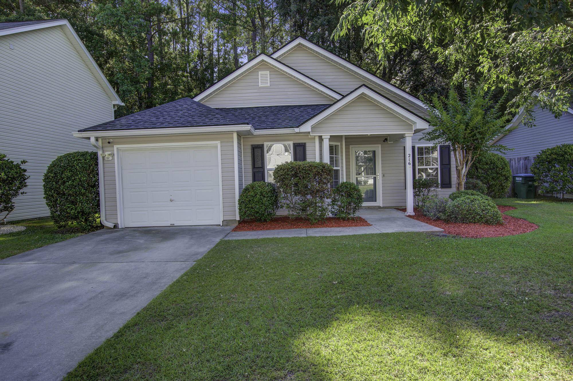 Summerville, SC 29483,216 Trickle Dr