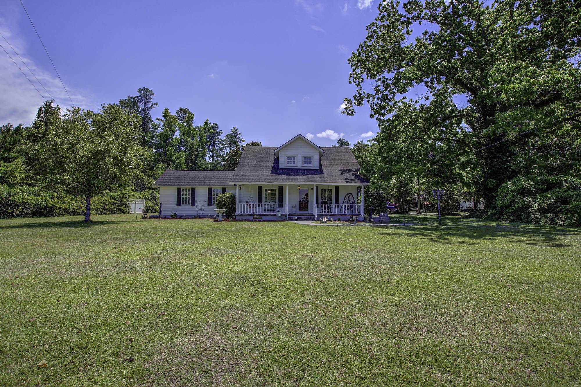 Andrews, SC 29510,633 Country Club Rd