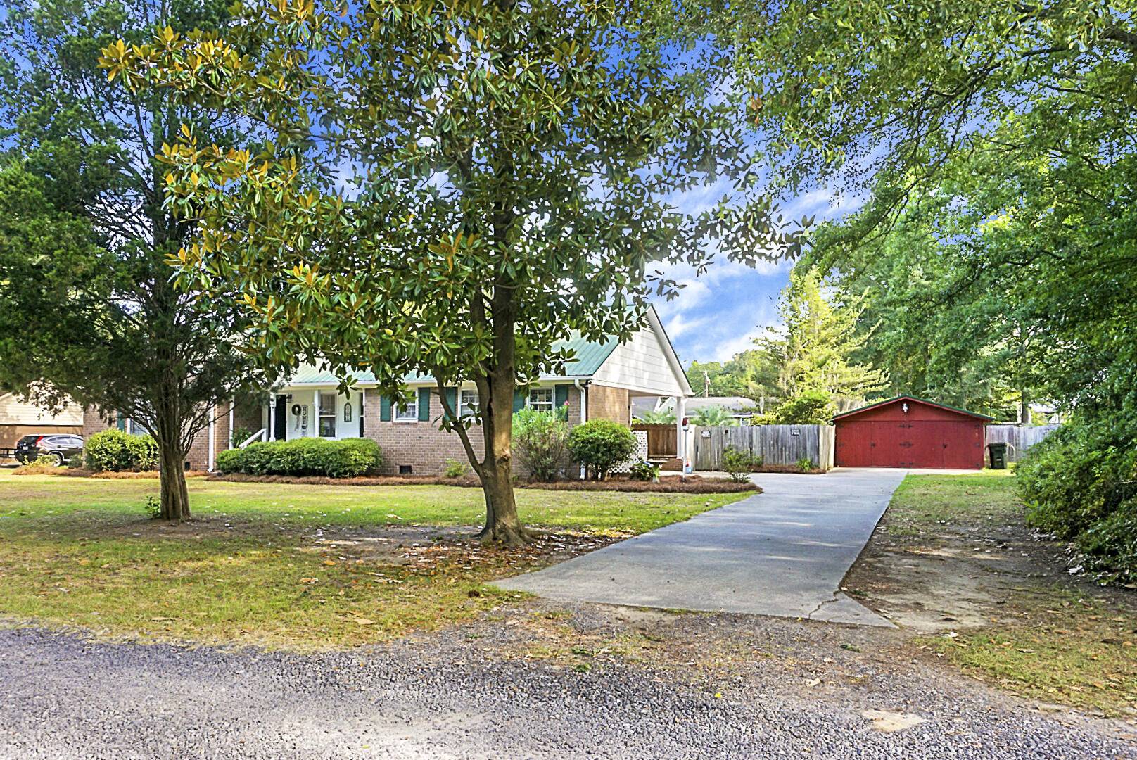 Bonneau, SC 29431,102 Cedar Spring Dr