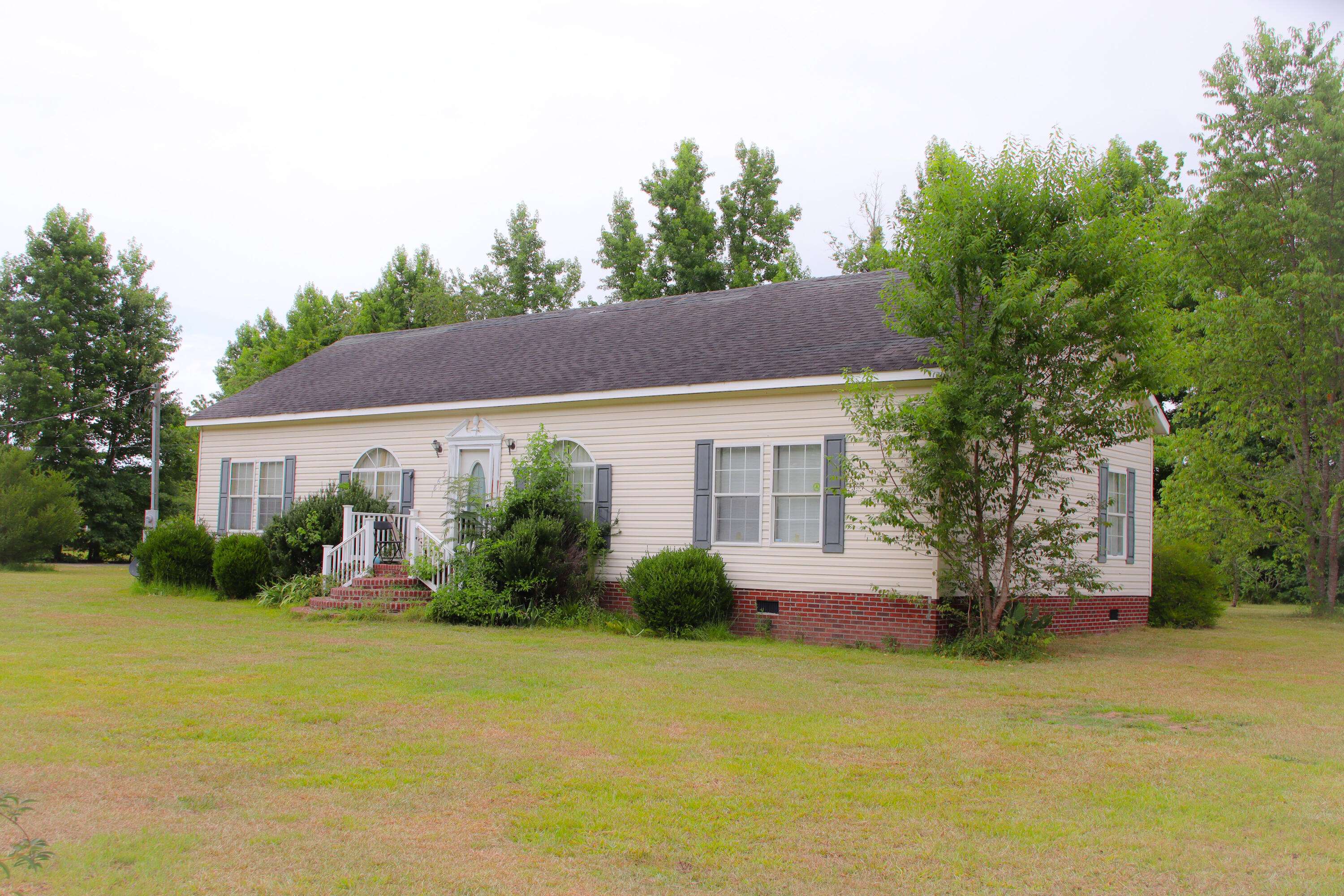 Holly Hill, SC 29059,1863 Camden Rd