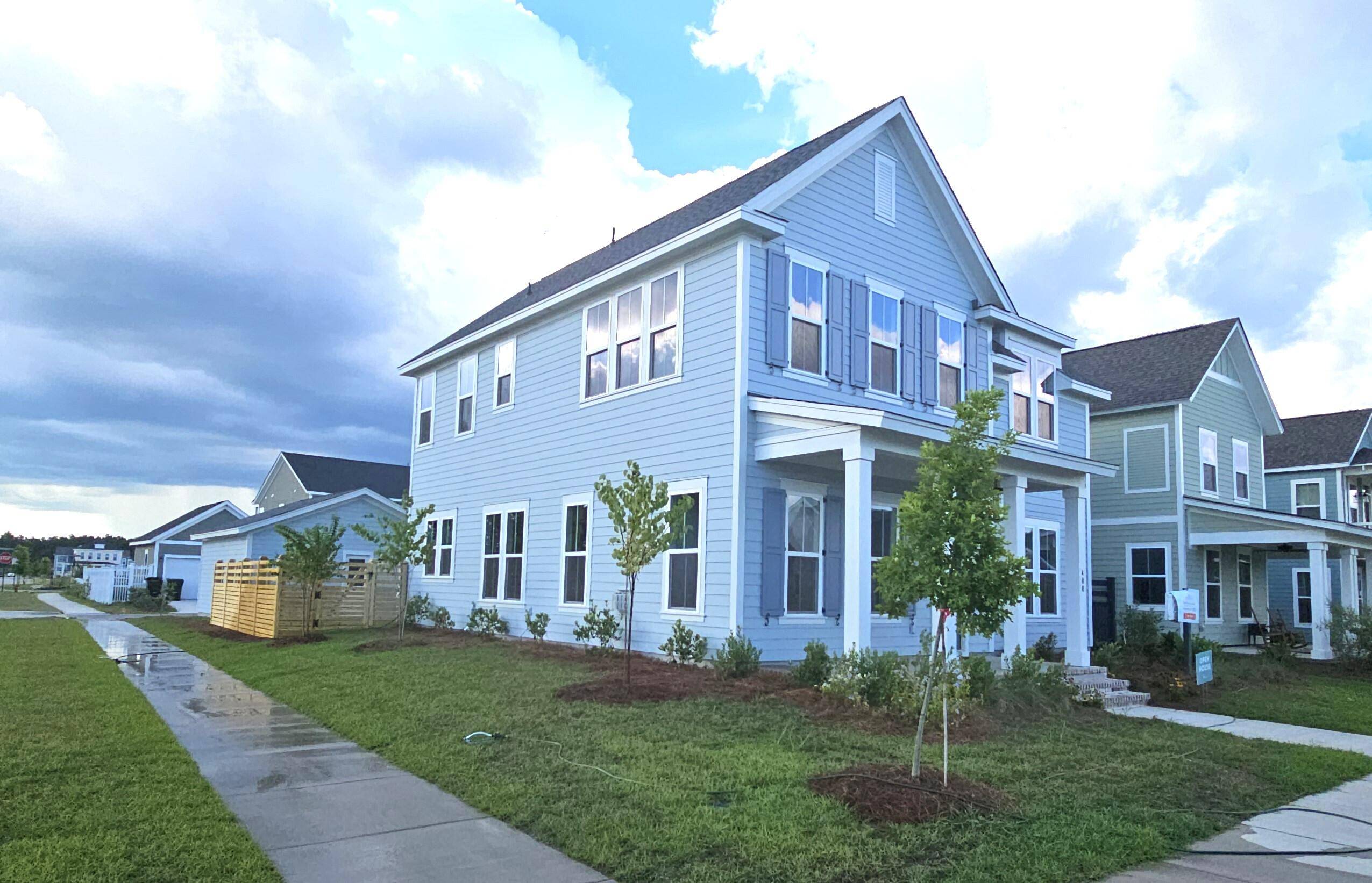 Summerville, SC 29486,400 Swaying Pine Ln