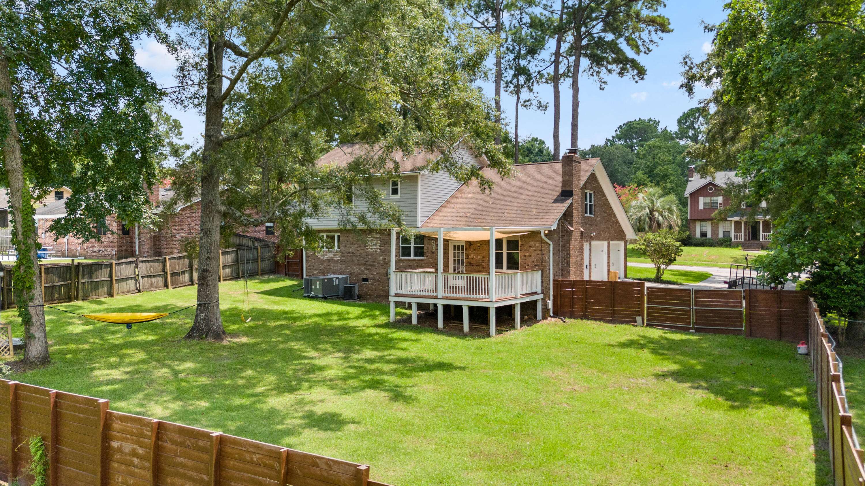 Summerville, SC 29485,210 Smythe Dr