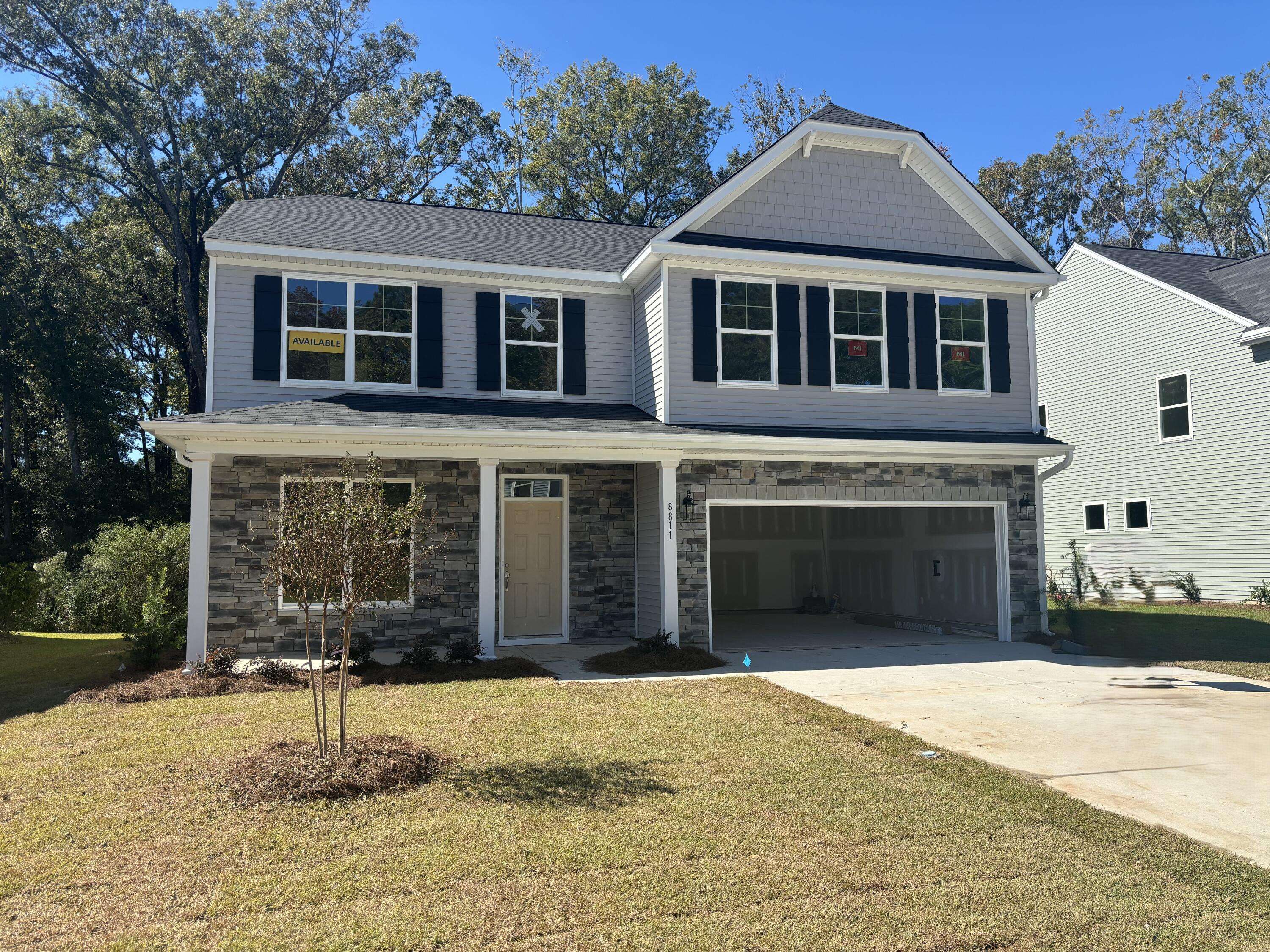 North Charleston, SC 29406,8811 Citronella Way