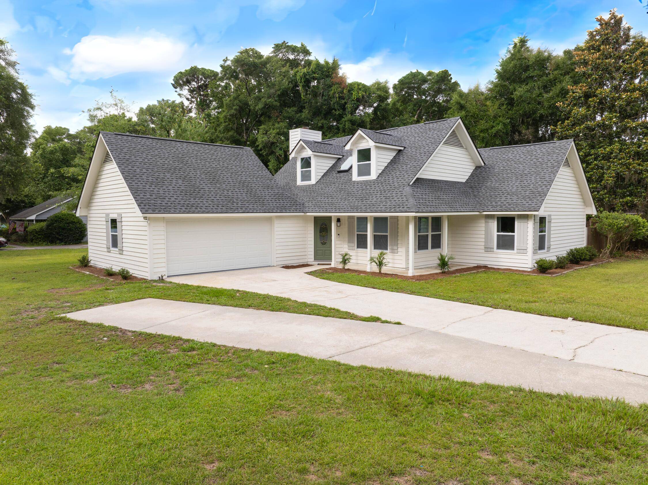 Beaufort, SC 29906,14 Chesterfield Dr