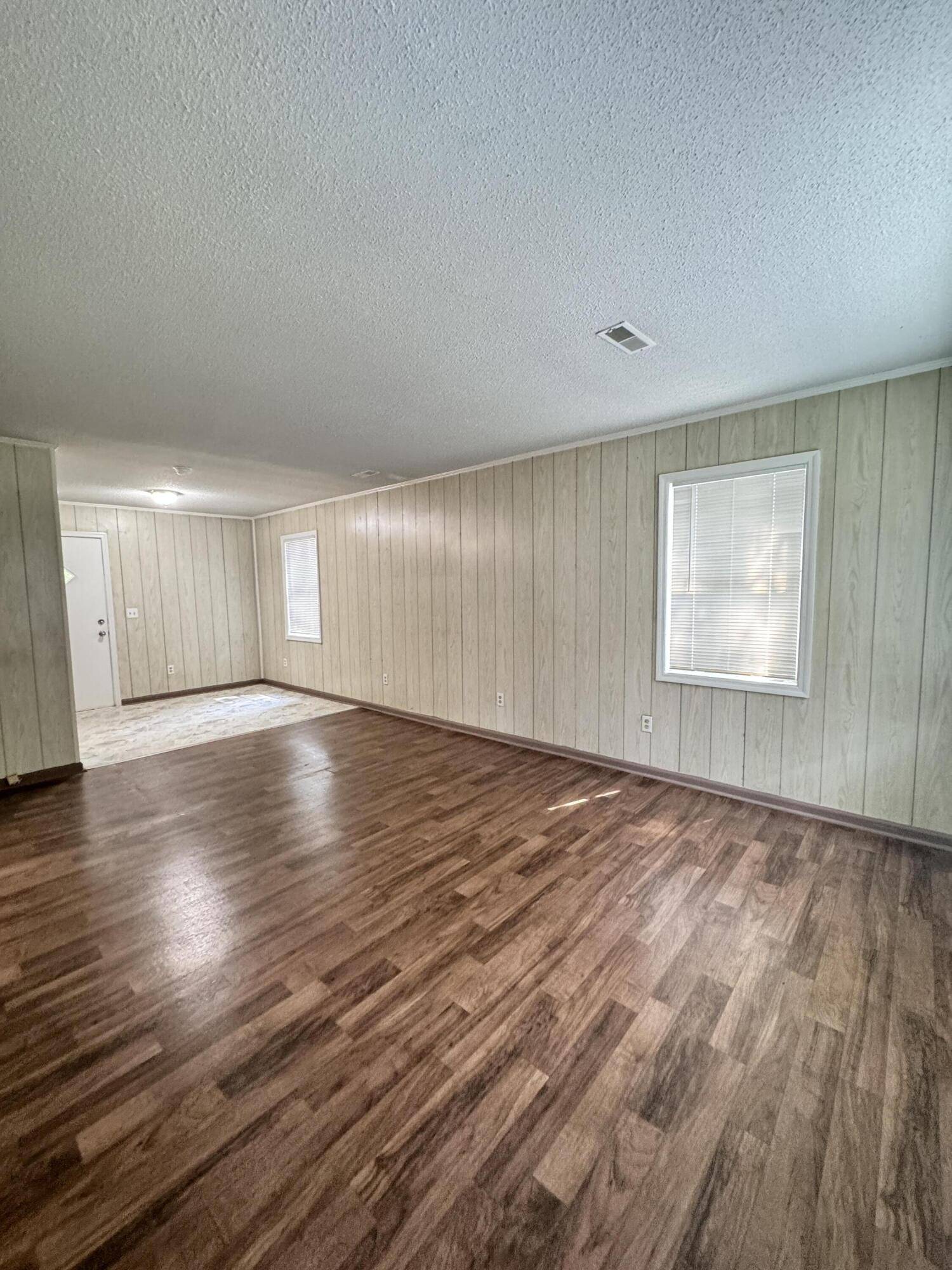 Walterboro, SC 29488,313 Pine Needle Rd