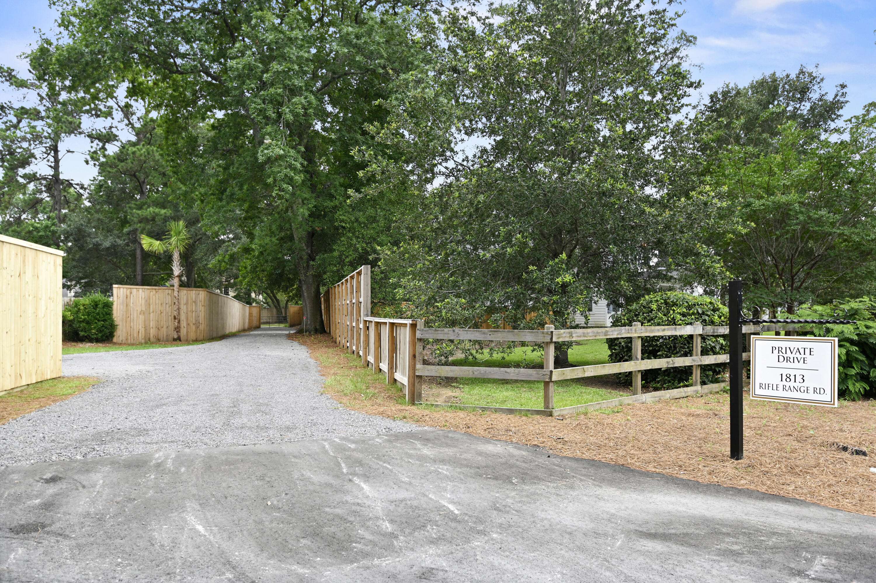 Mount Pleasant, SC 29464,1813 Rifle Range Rd
