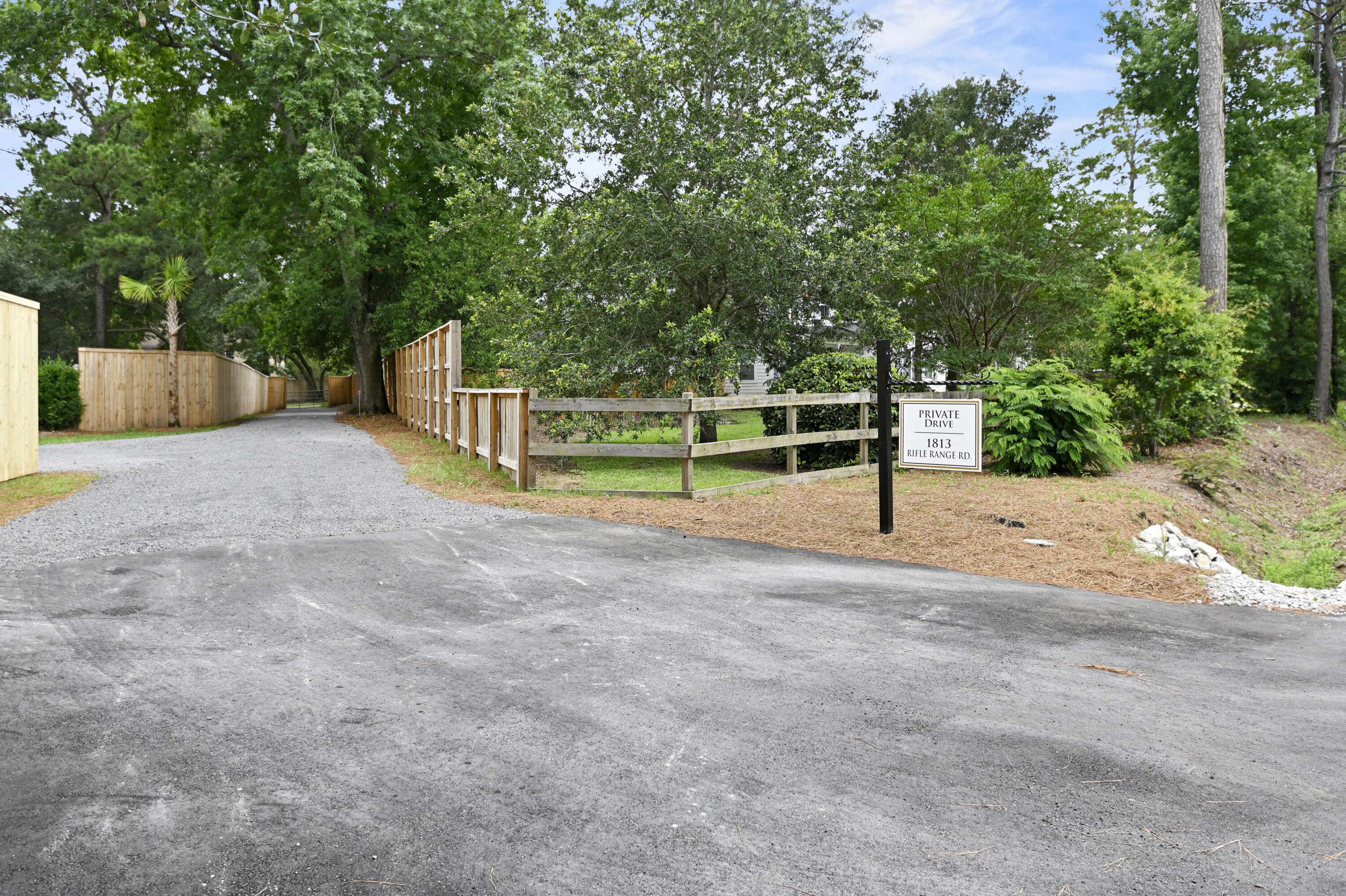 Mount Pleasant, SC 29464,1813 Rifle Range Rd