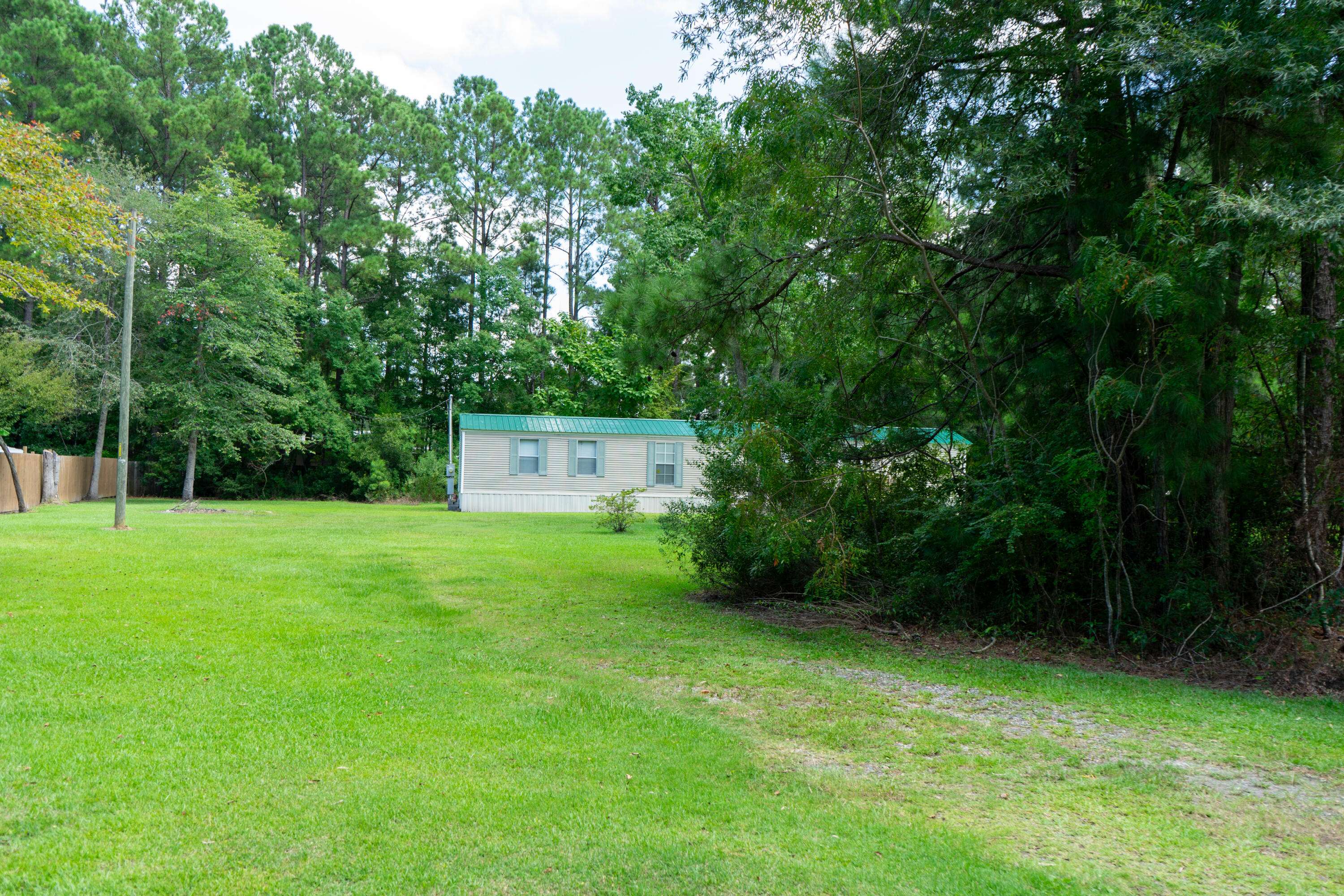 Summerville, SC 29483,242 Powell Dr