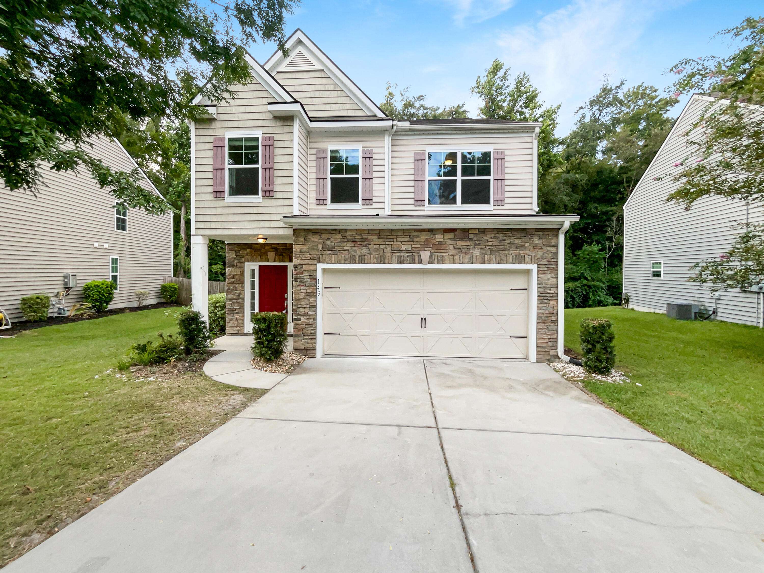 Summerville, SC 29483,145 Hickory Ridge Way