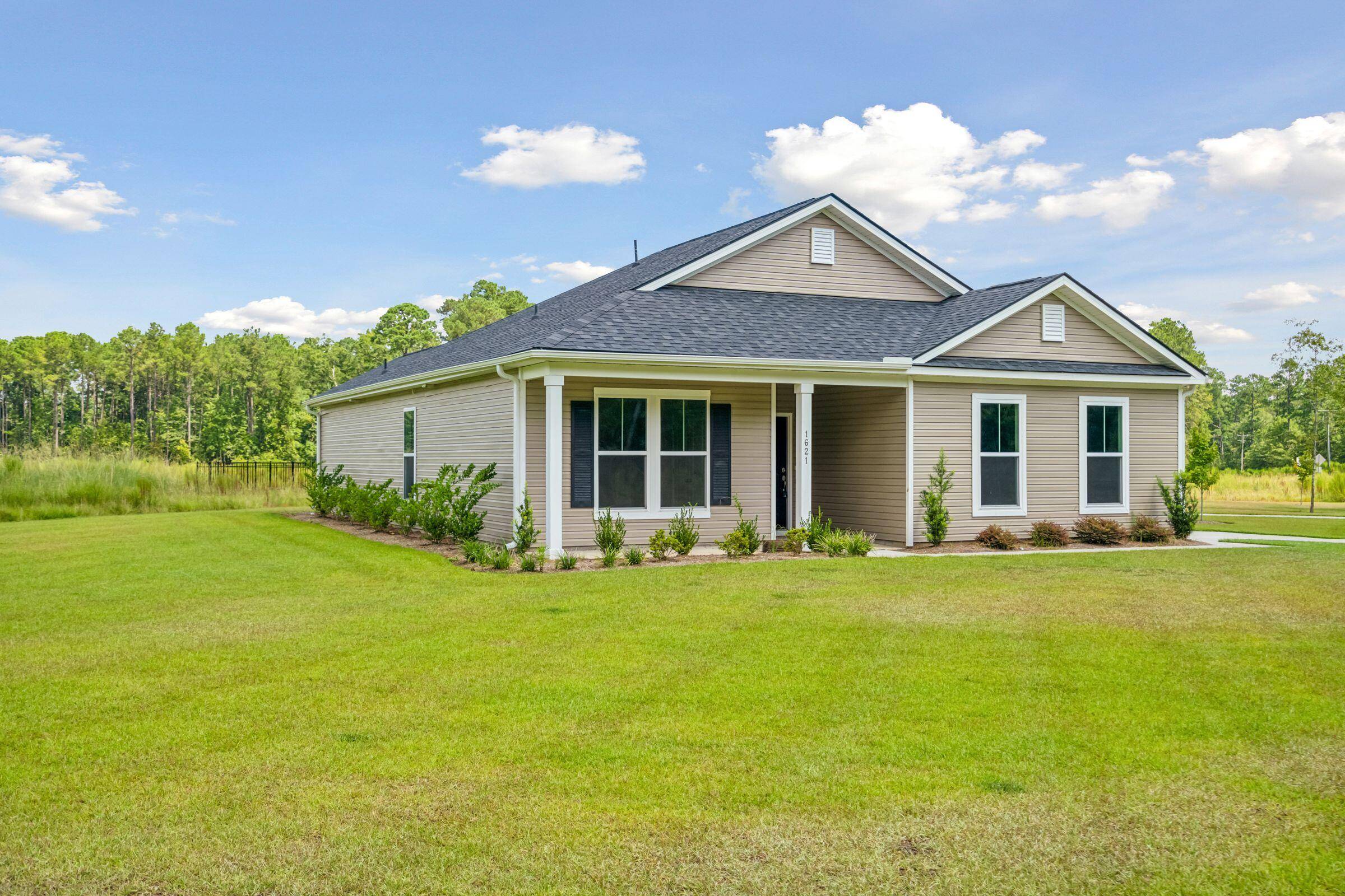 Elloree, SC 29047,1621 Old River Rd