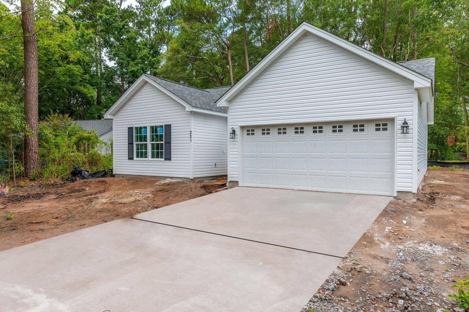 Goose Creek, SC 29445,125 Pandora Dr #A