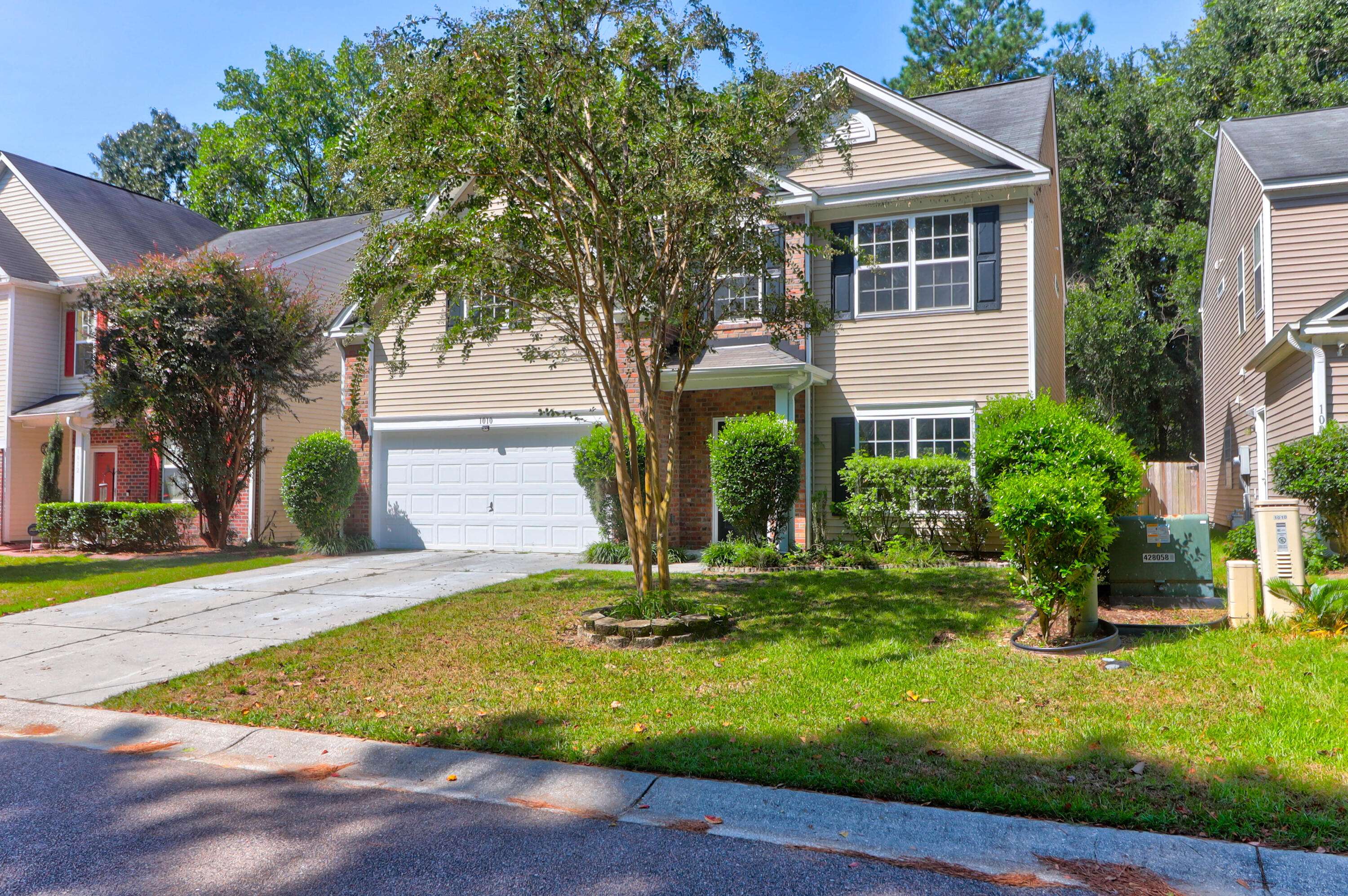 Summerville, SC 29485,1010 Waterside Landing Way