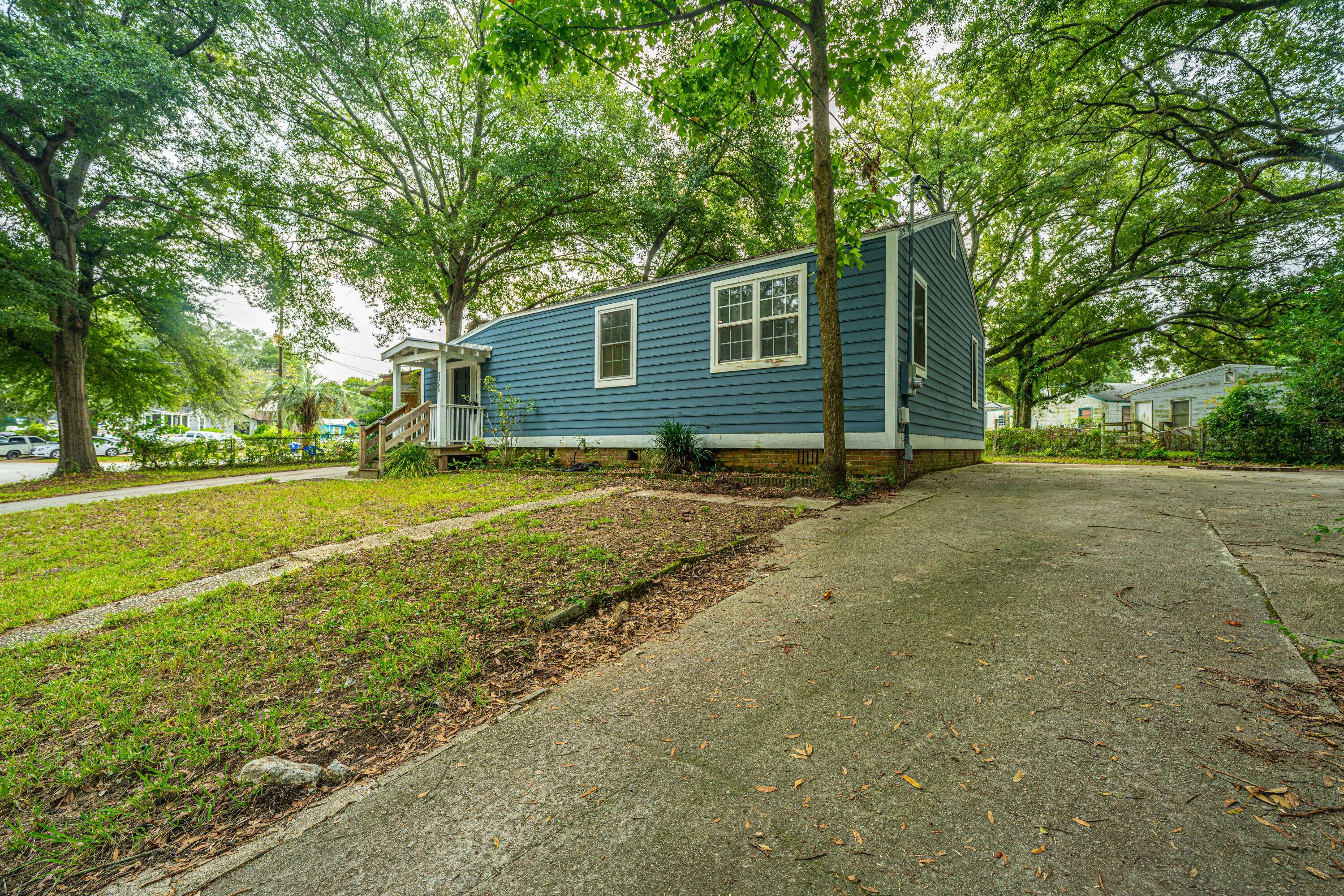 North Charleston, SC 29405,2355 Cambridge Ave
