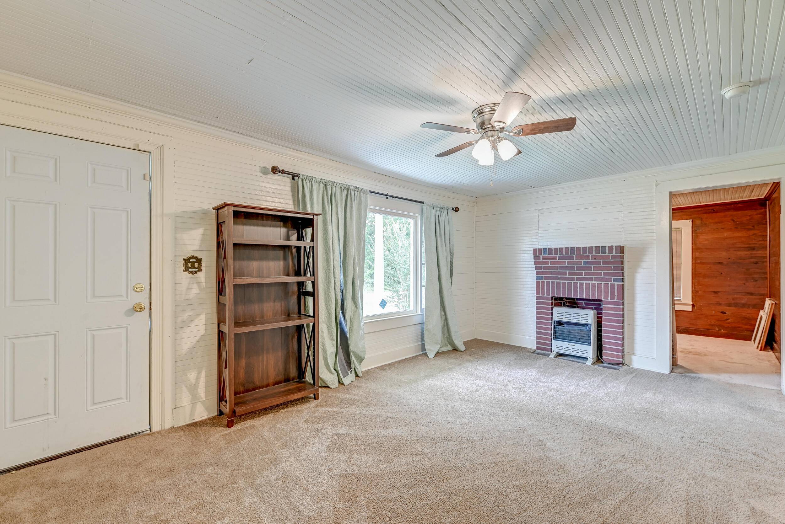 Holly Hill, SC 29059,625 Cavan St