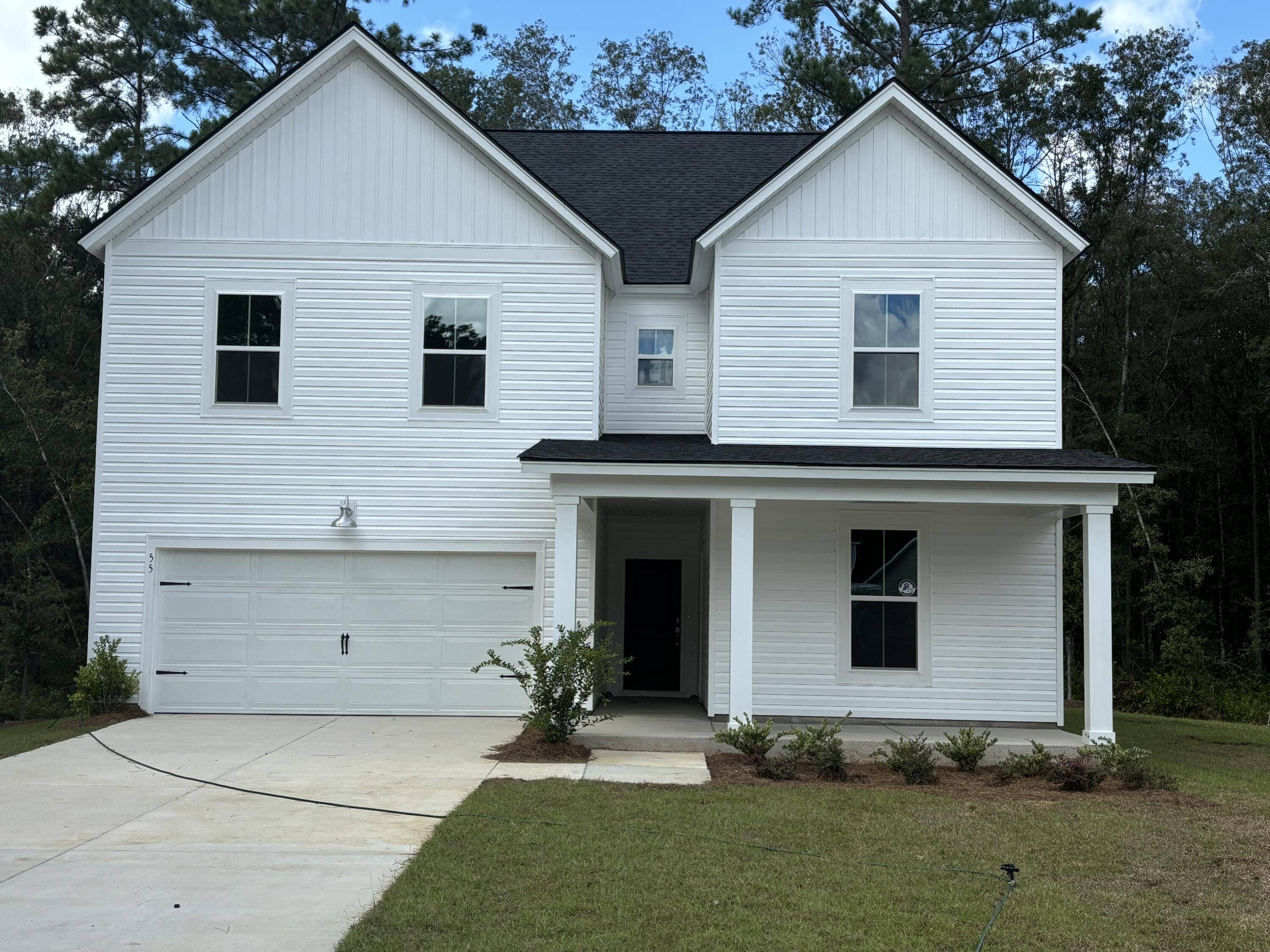 Summerville, SC 29485,55 Red Bluff St