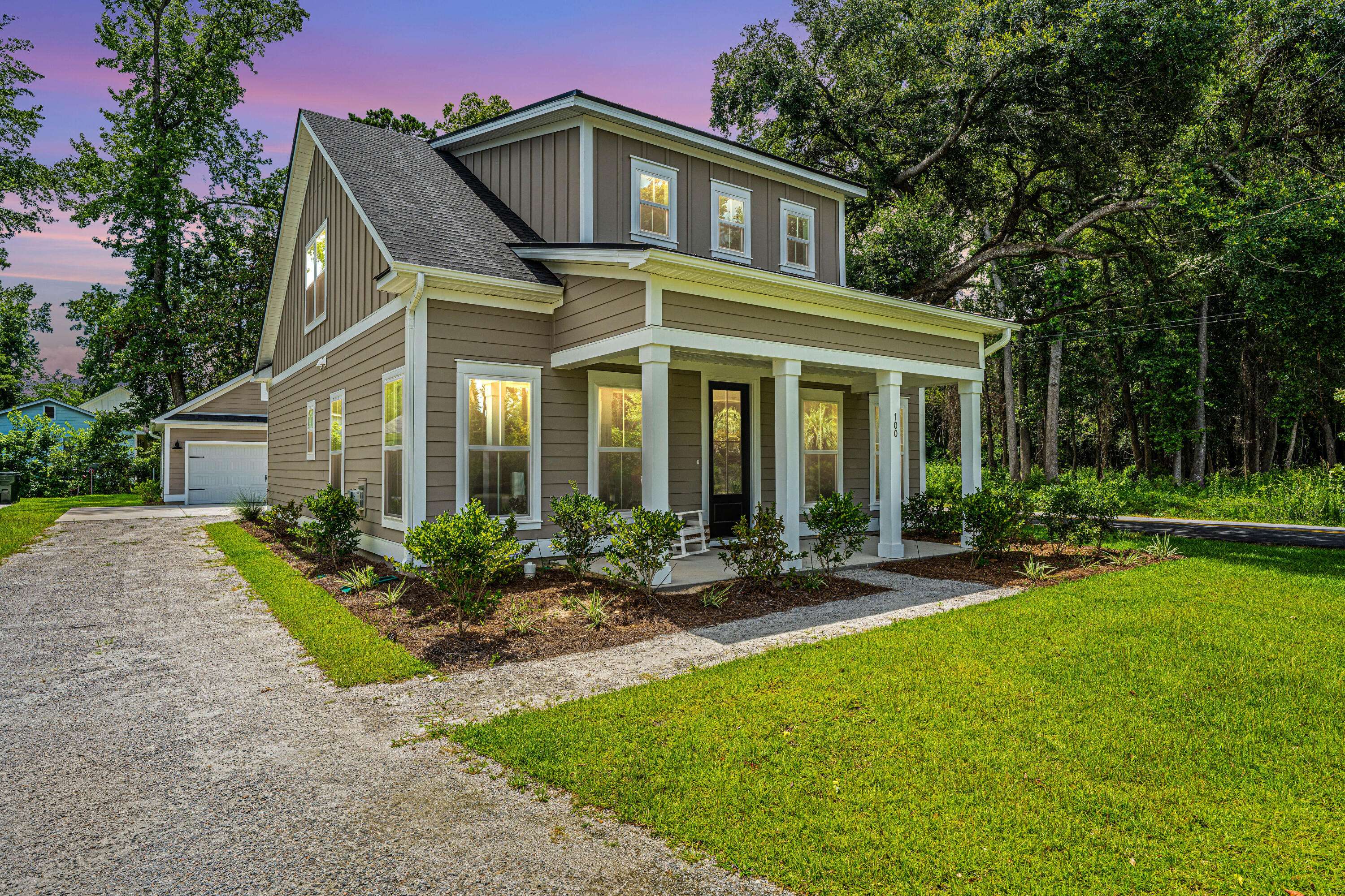 Summerville, SC 29483,100 Gray Pine Ln
