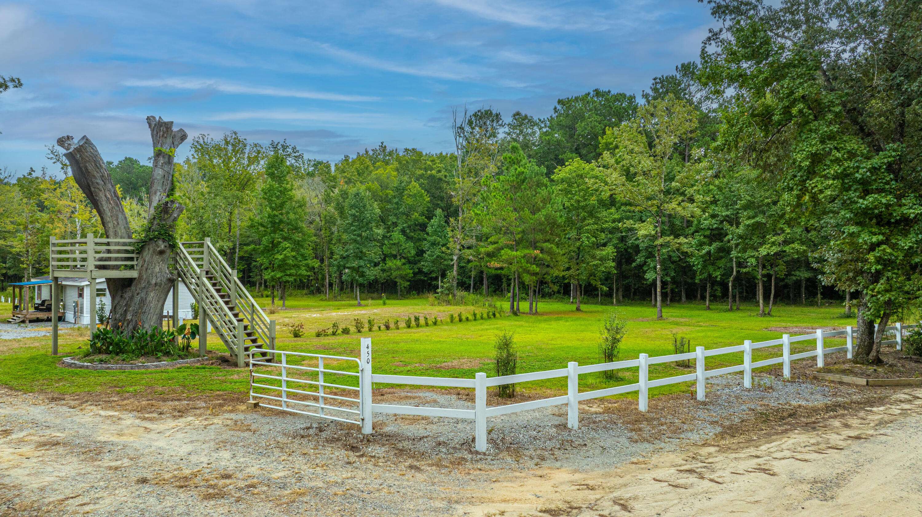 Cordesville, SC 29434,450 Busters Paradise Ln