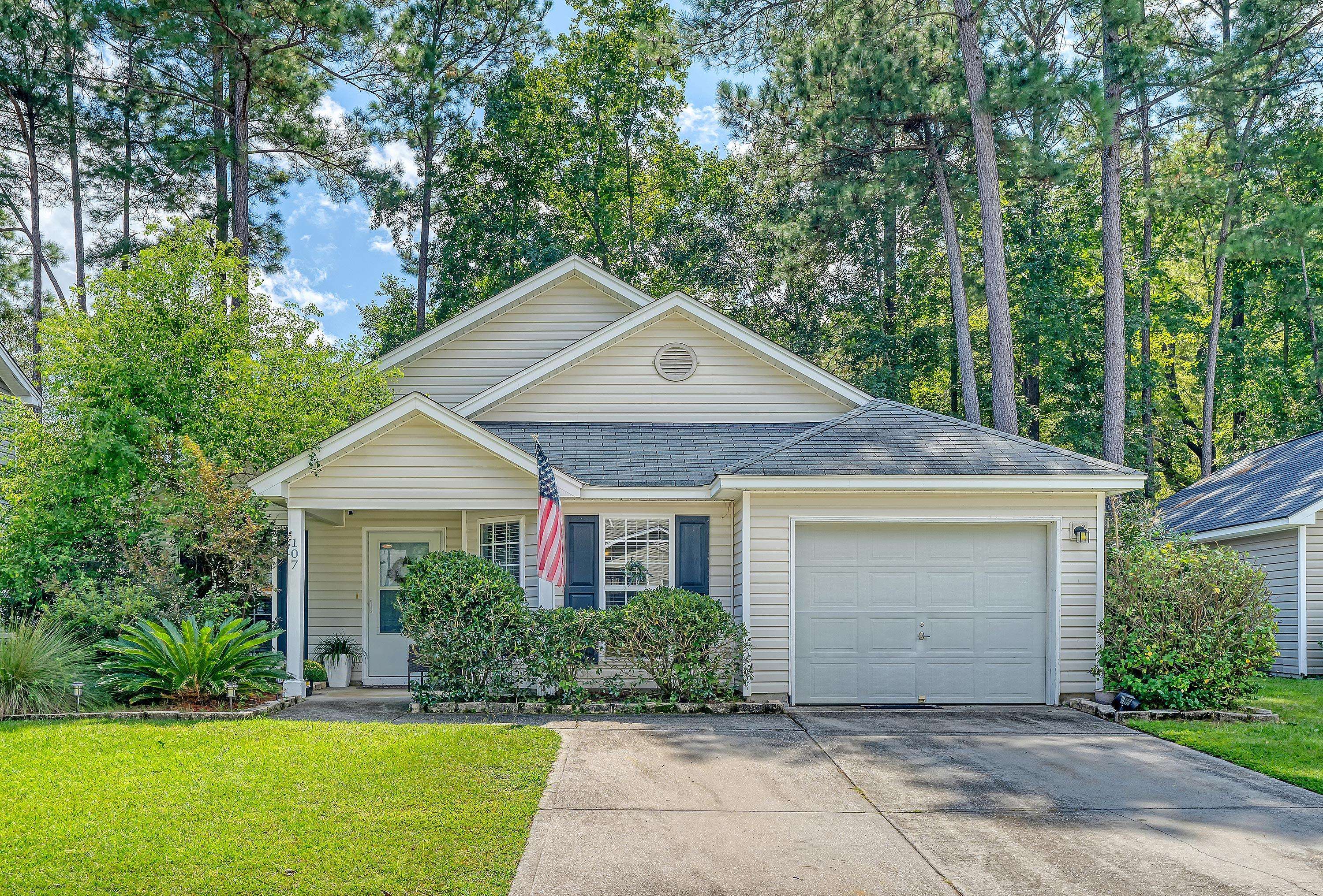 Summerville, SC 29483,107 Trickle Dr