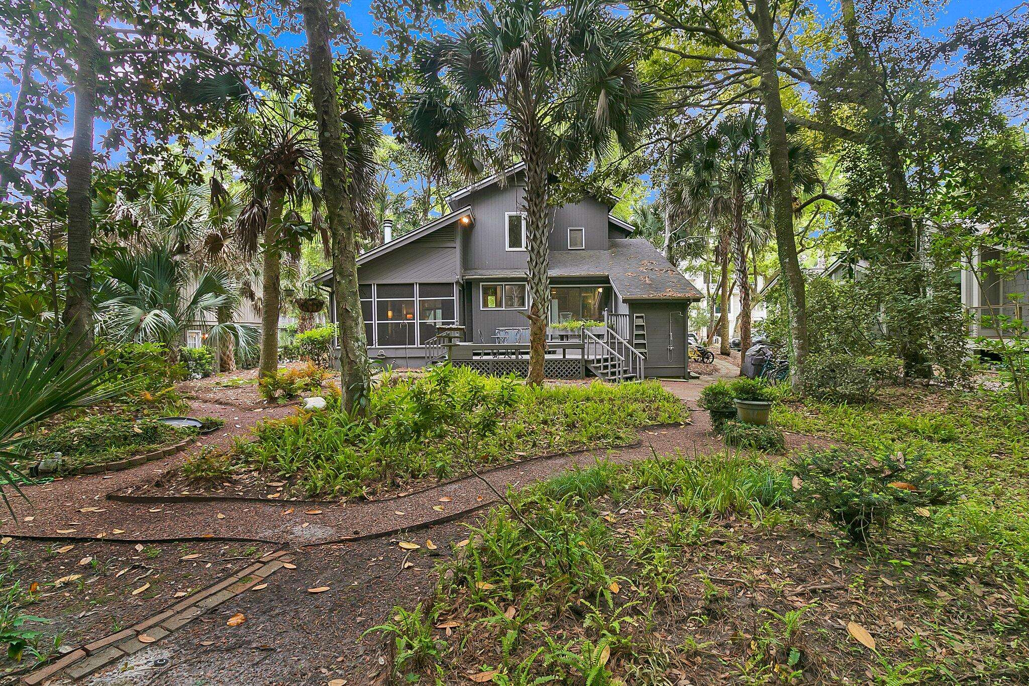 Kiawah Island, SC 29455,589 Oyster Rake Dr