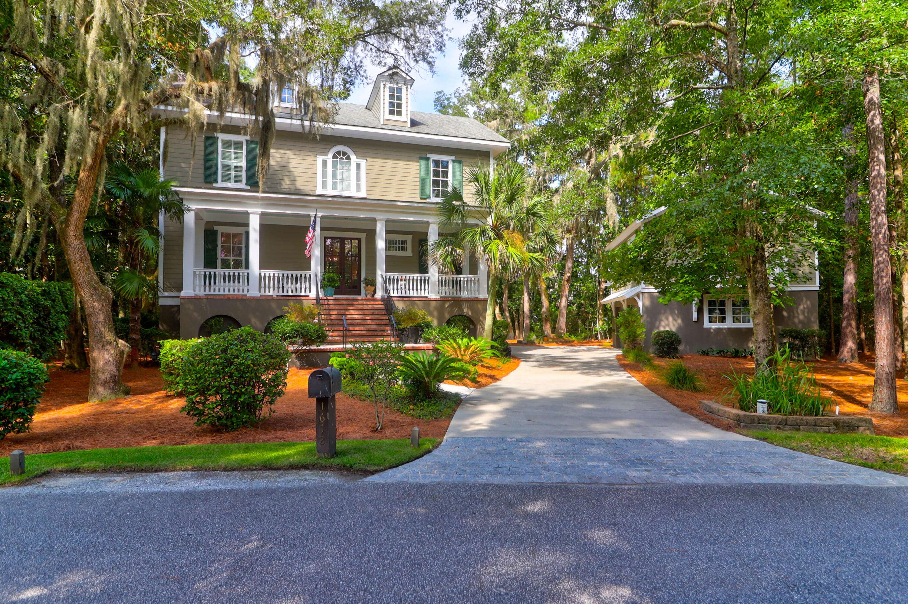 Johns Island, SC 29455,1612 John Fenwick Ln