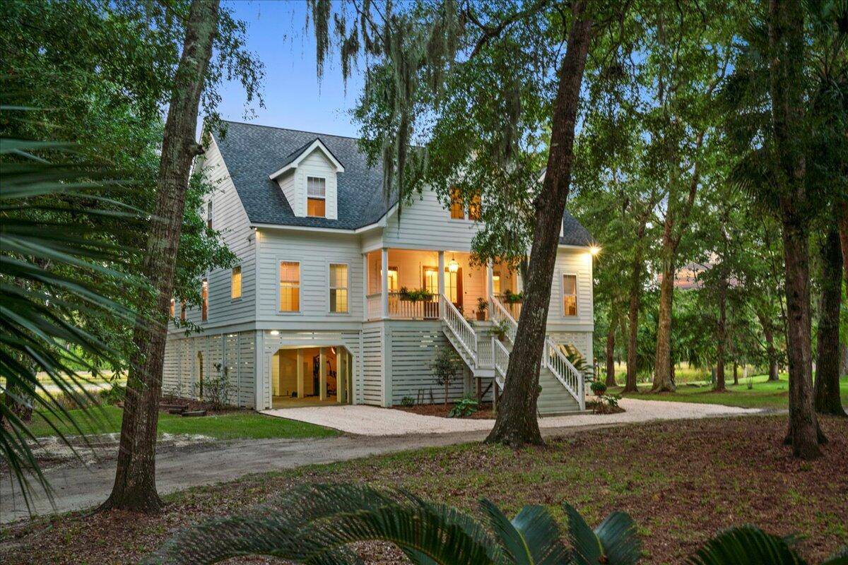 Edisto Island, SC 29438,8958 Palmetto Rd